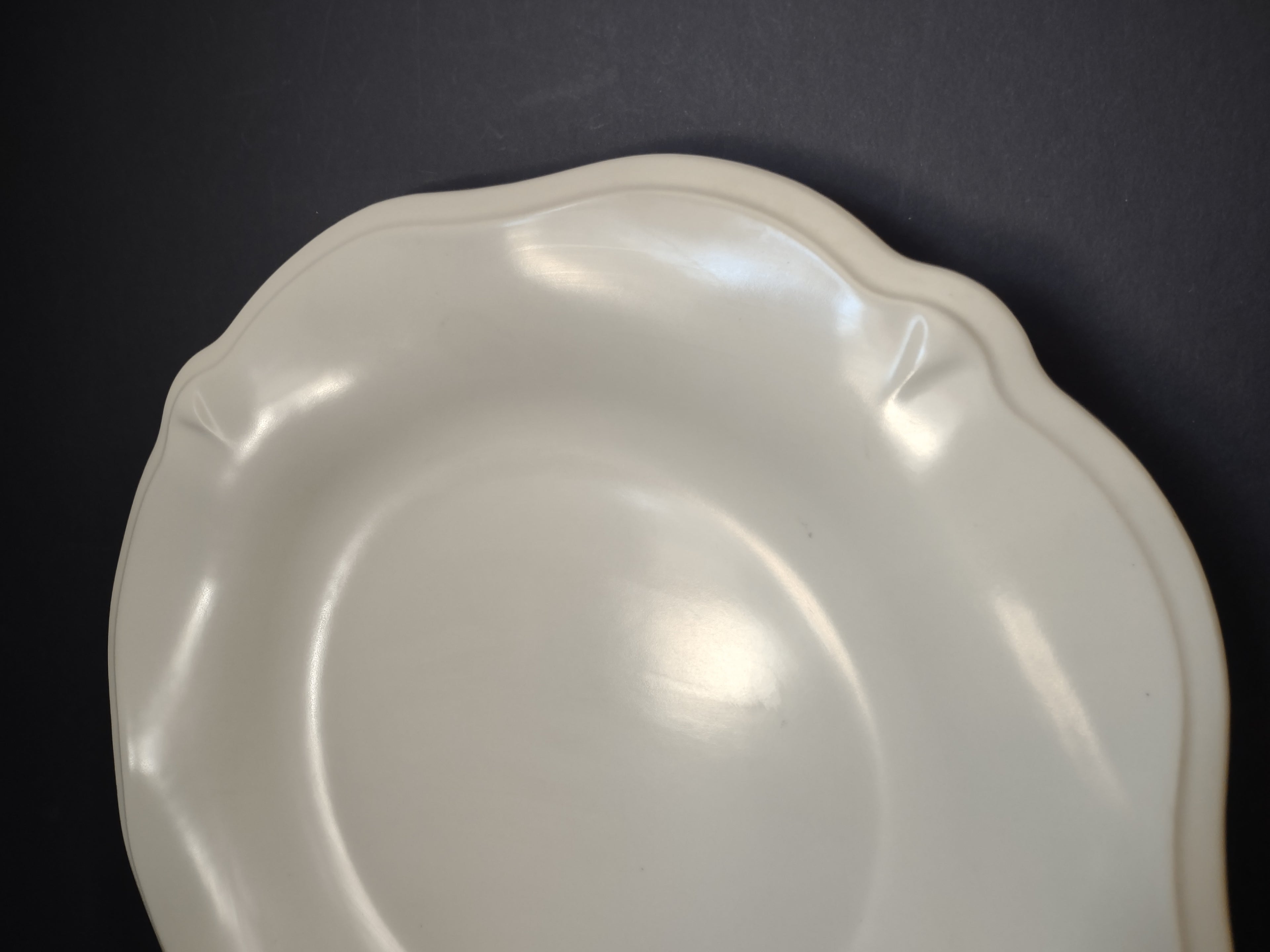 Vintage Pfaltzgraff 12" Cream Scalloped Serving Platter Dinnerware [6362]