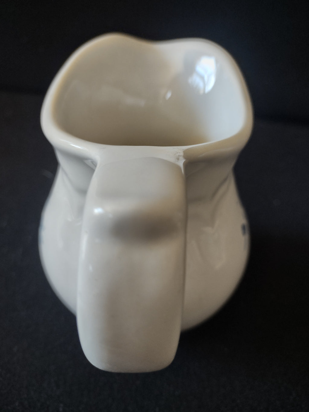 Vintage Pfaltzgraff Blue Rose Creamer White Cream Ceramic [6317]