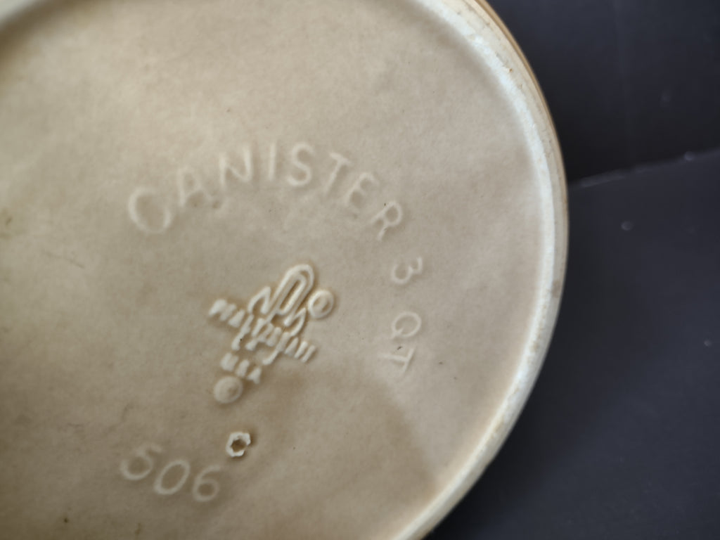 Vintage Pfaltzgraff Village Blue Floral Stoneware 3 Qt Canister w/Lid [6364]