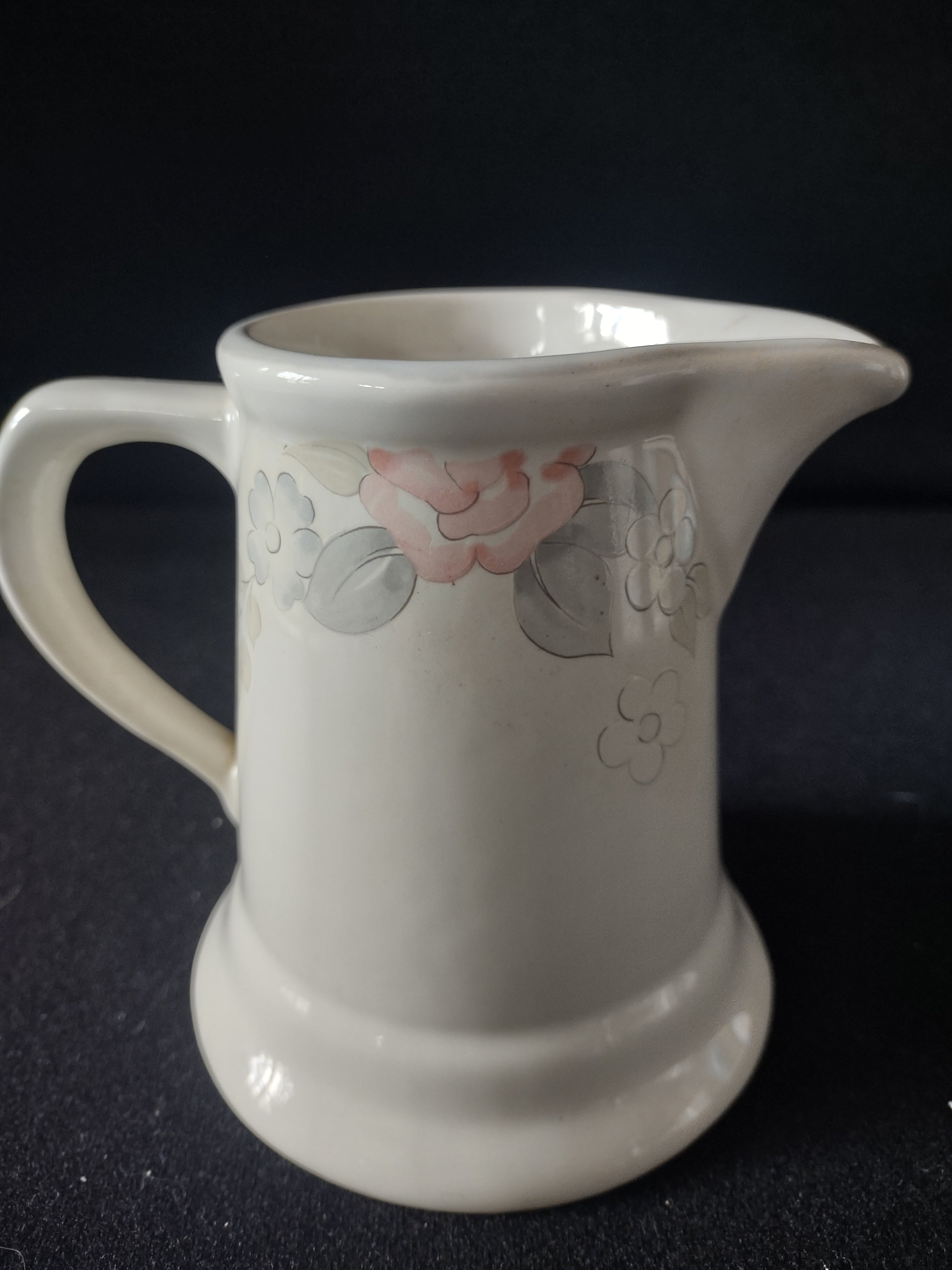 Vintage Pfaltzgraff Wyndham Creamer Pitcher Ceramic Cottagecore [6324]