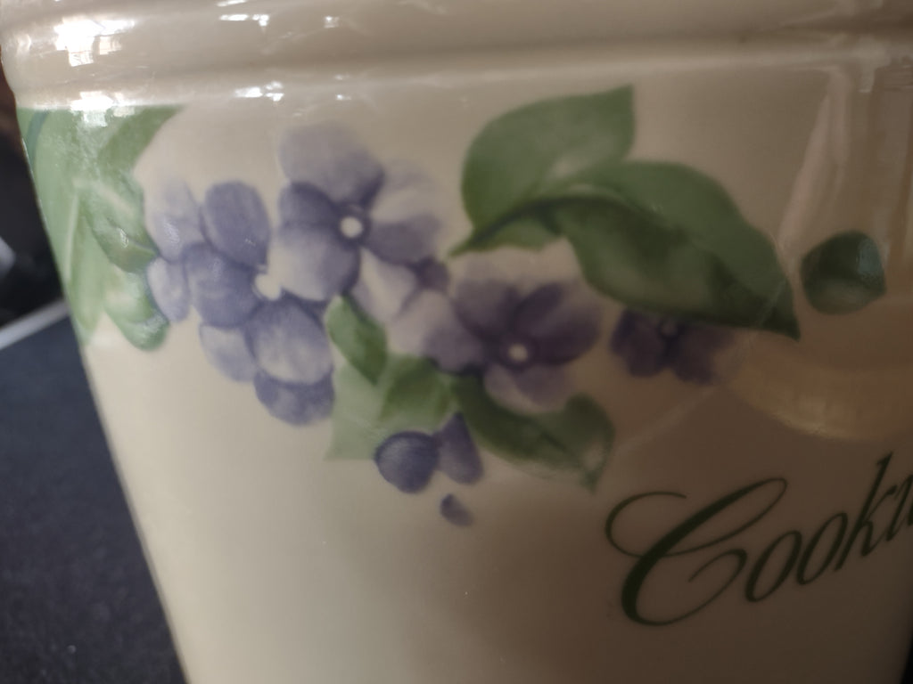 Vintage Pfaltzgraff Garden Party Cookie Jar W/Lid Stoneware Cottagecore [6325]
