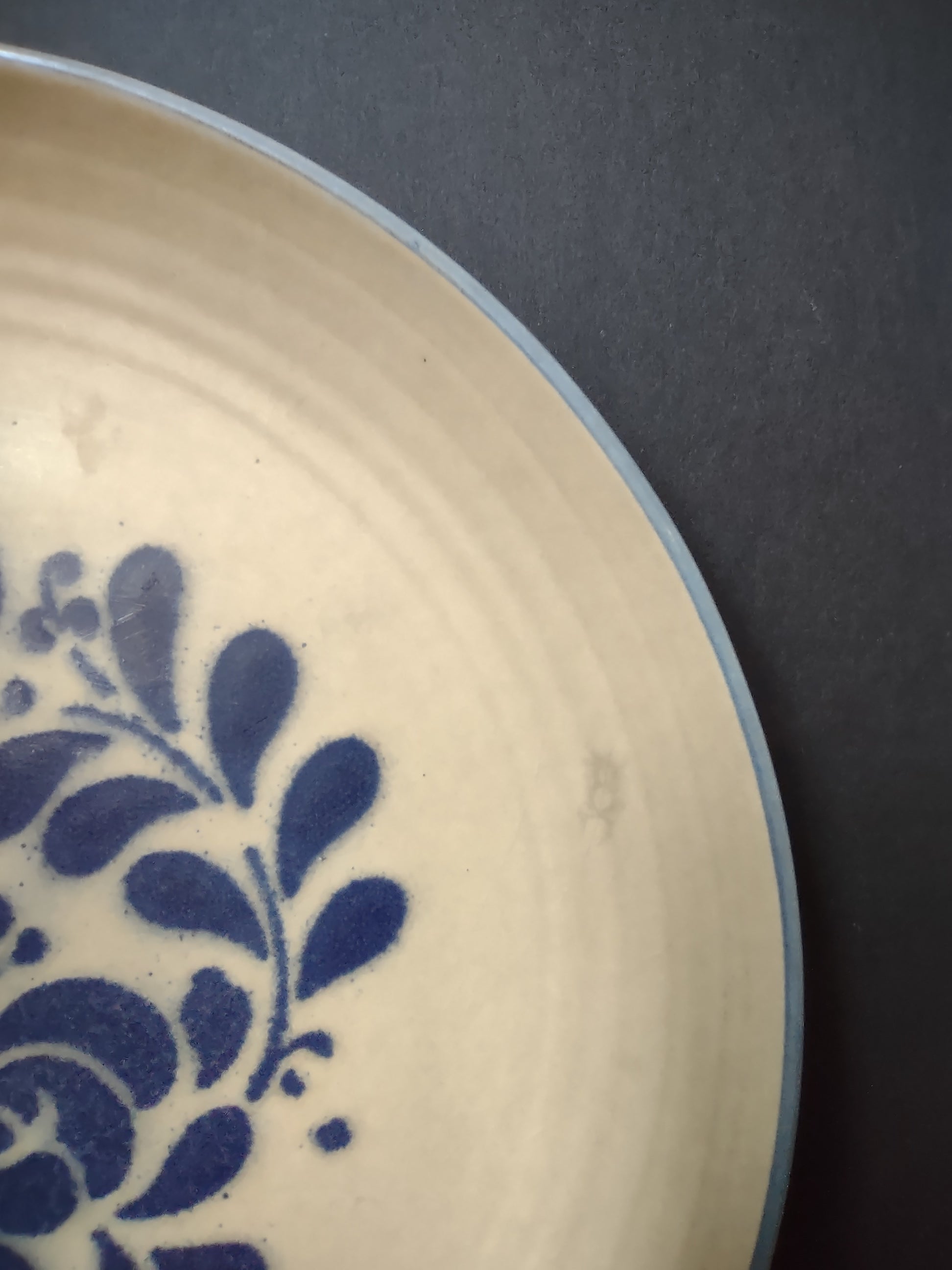 Vintage Pfaltzgraff Village Blue Floral Stoneware Dinner Plate 10.5" [6369]