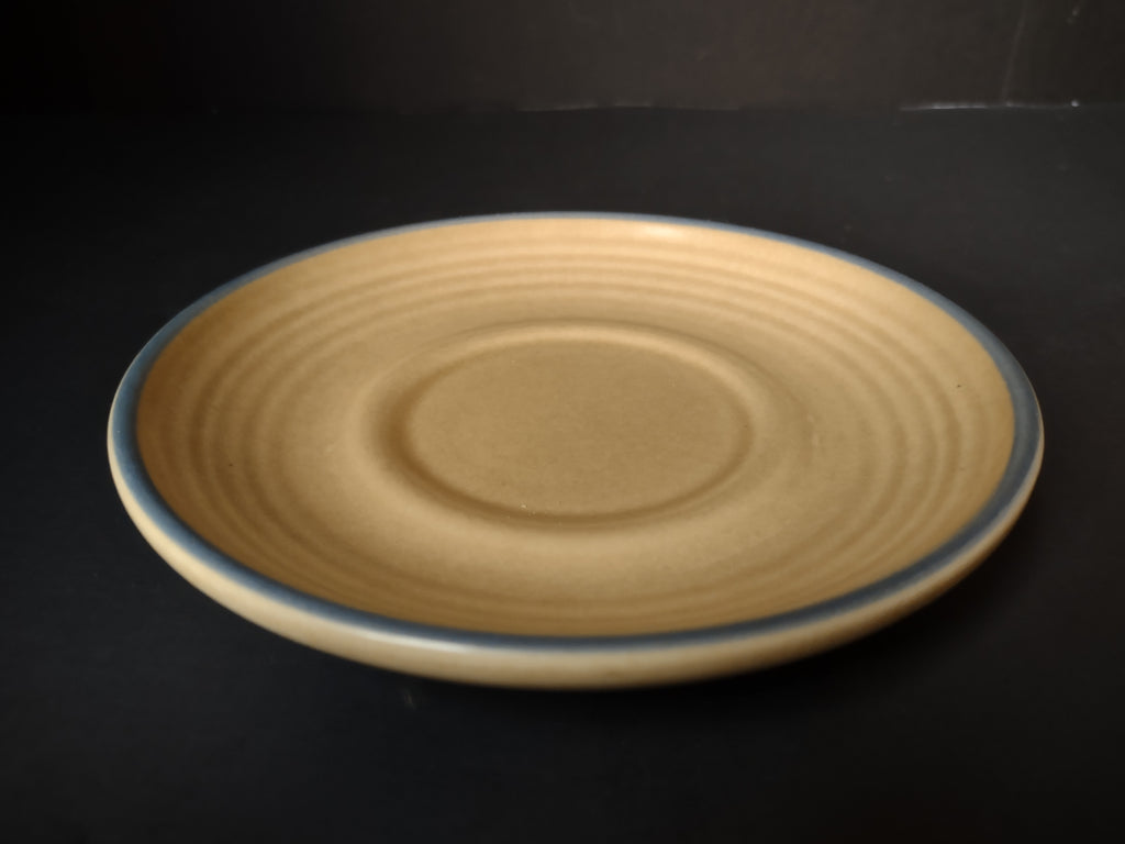 Vintage Pfaltzgraff Tan & Blue Rim Saucer USA Pottery Collectible [6371]