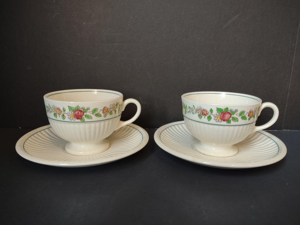 Vintage Wedgwood Etruria England Floral Cup Saucer Sets Pair [6376]