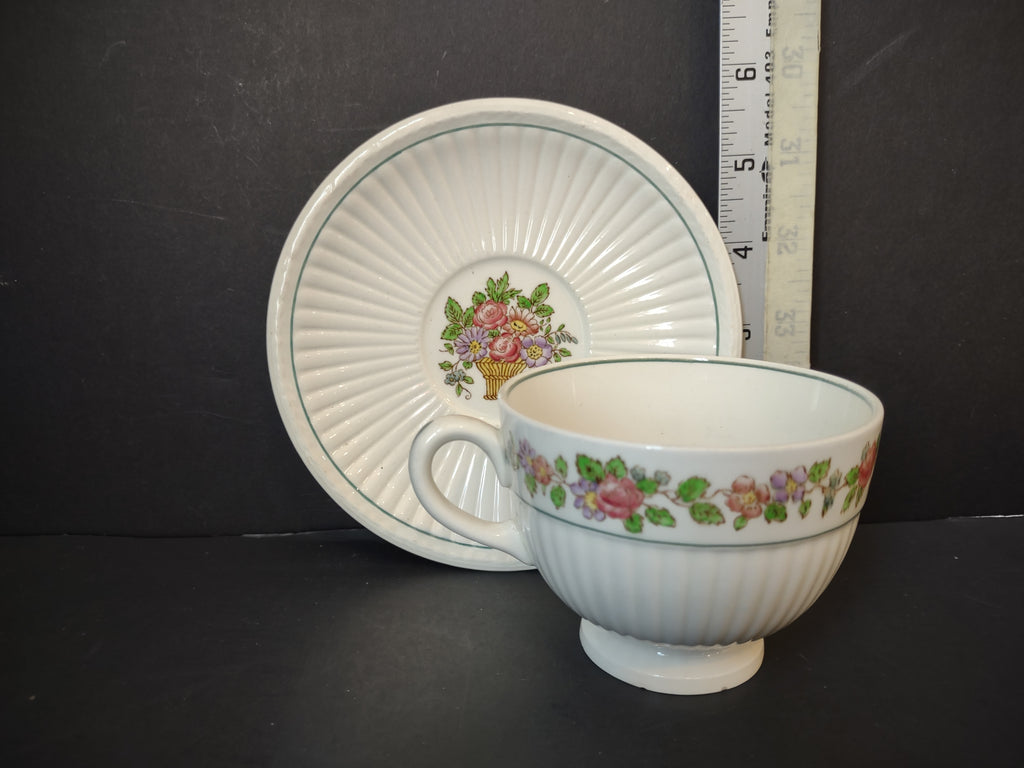 Vintage Wedgwood Belmar Barlaston England Cup Saucer Set [6377]