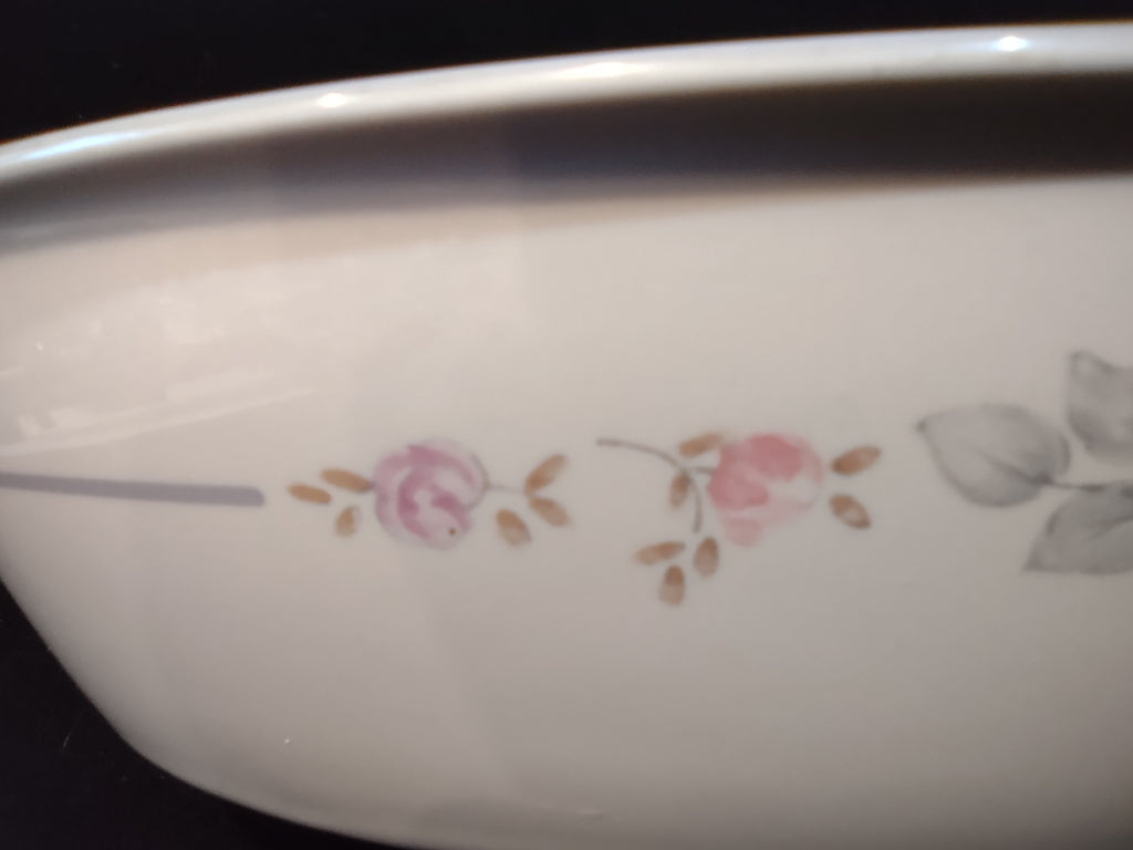 Vintage Pfaltzgraff Remembrance Oval Vegetable Dish Cream Pink [6333]