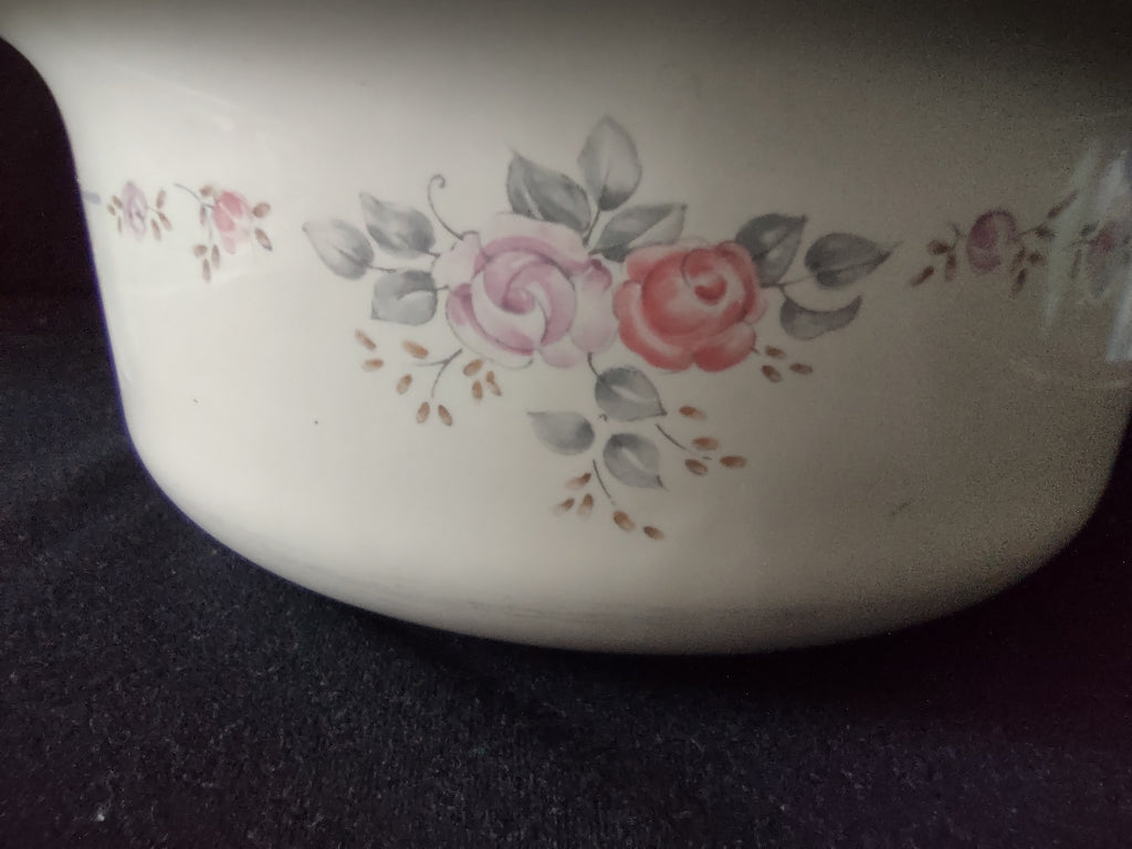 Vintage Pfaltzgraff Trousseau Pink Rose Casserole Bowl w/Lid [6384]