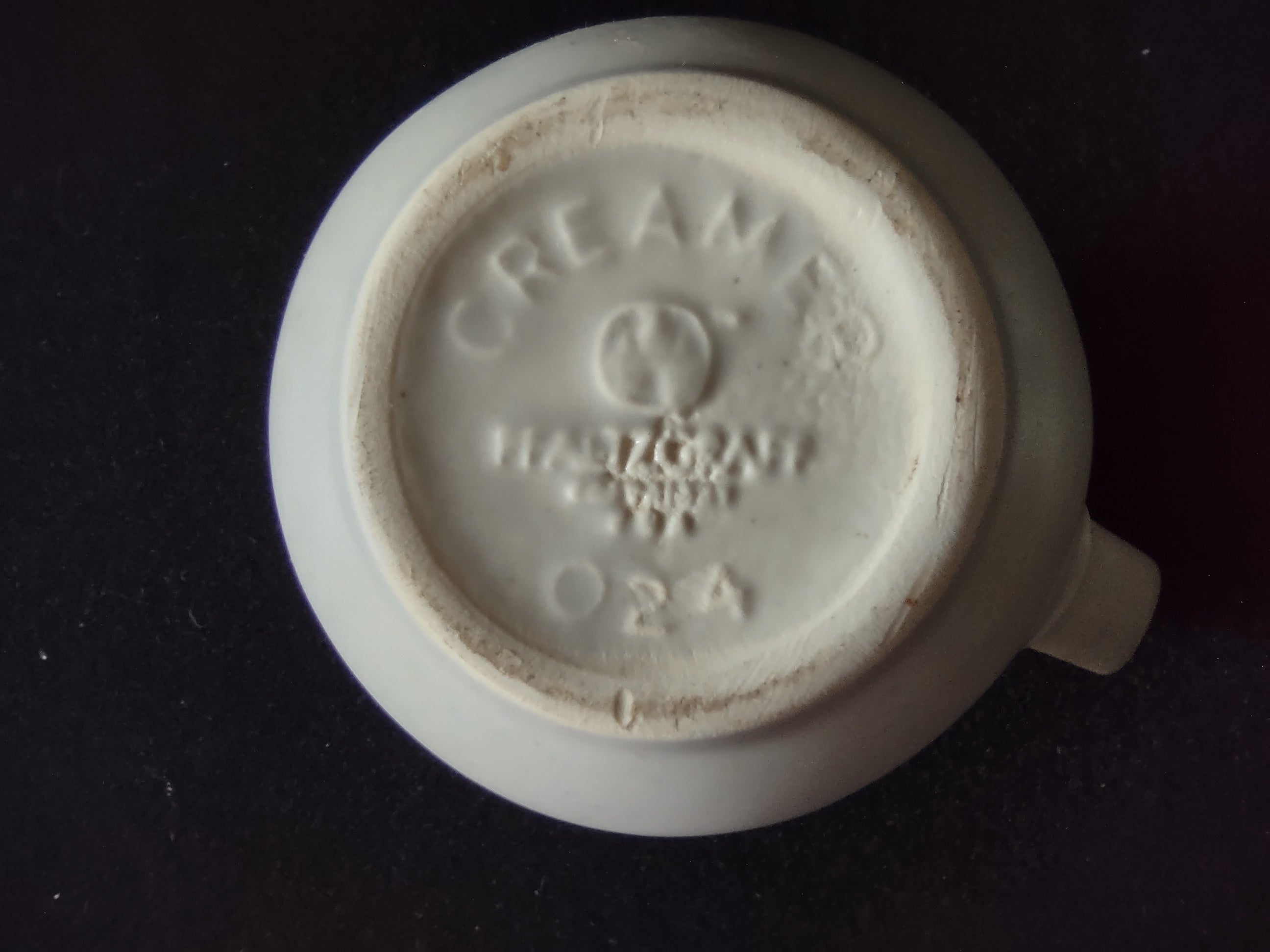 Vintage Pfaltzgraff Heirloom Cream Pitcher Creamer Gray Floral USA [6385]