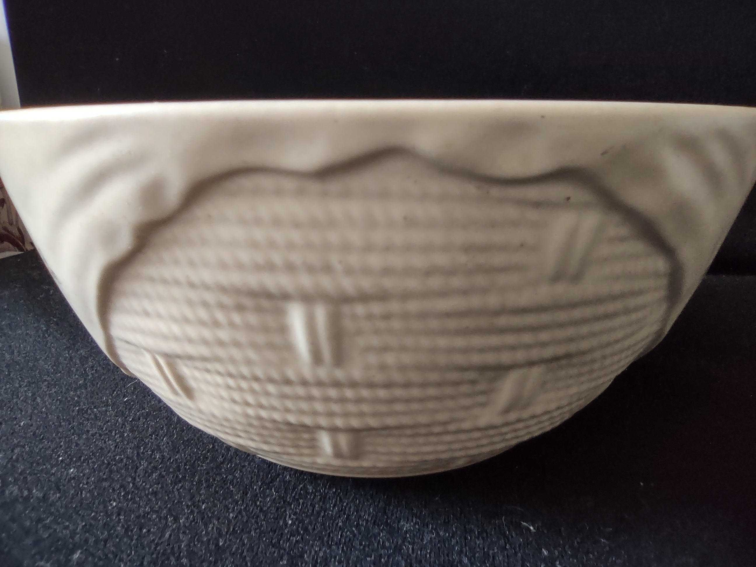 Vintage Pfaltzgraff Remembrance Bowl Cream Embossed Basket Weave Pink Rose 6" [6388]