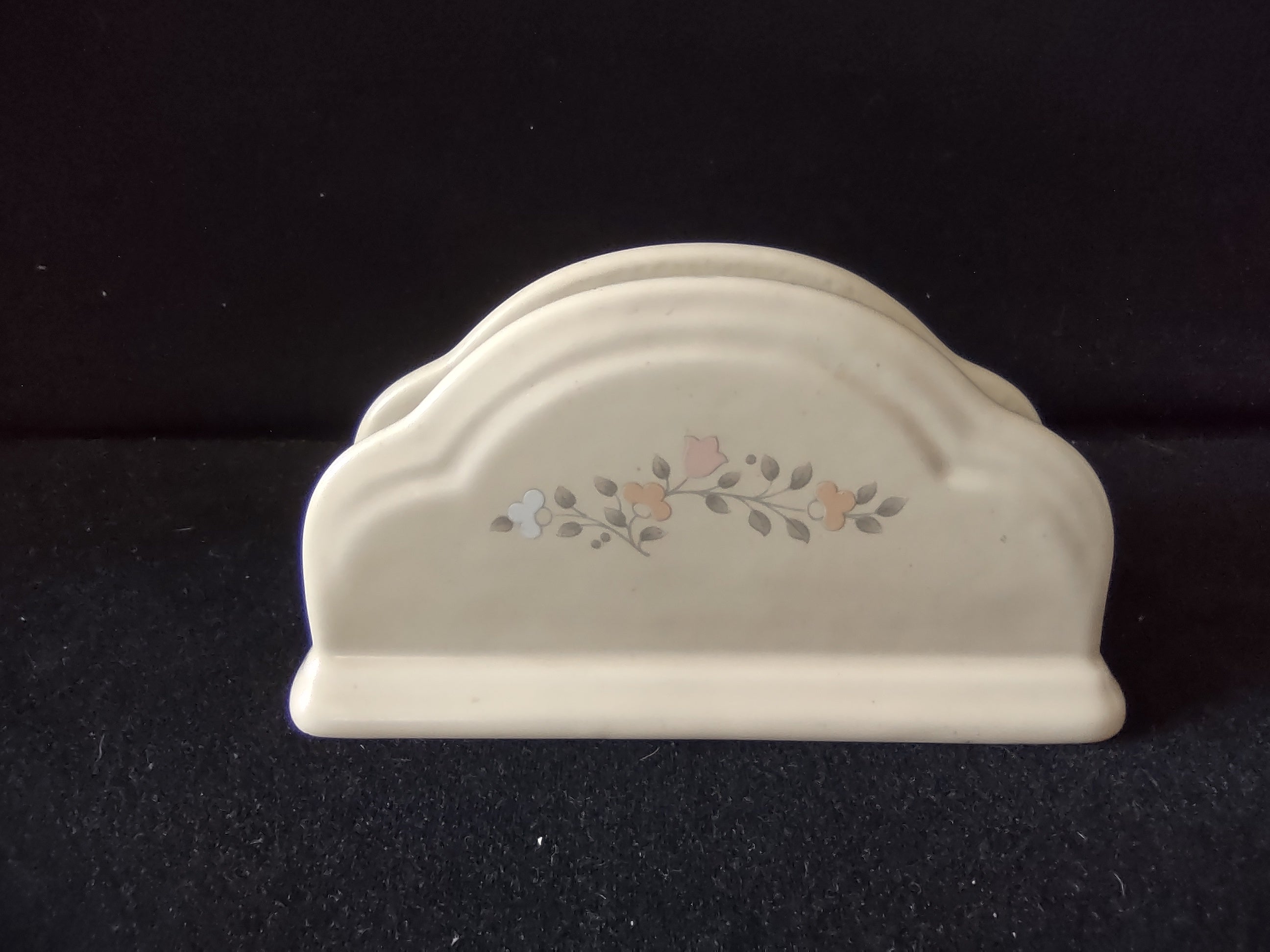 Vintage Pfaltzgraff Remembrance Napkin Holder Letter Holder Cream Floral [6390]