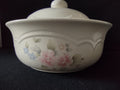 Vintage Pfaltzgraff Tea Rose Covered Casserole Bowl Pink Blue Floral Cream USA [6393]