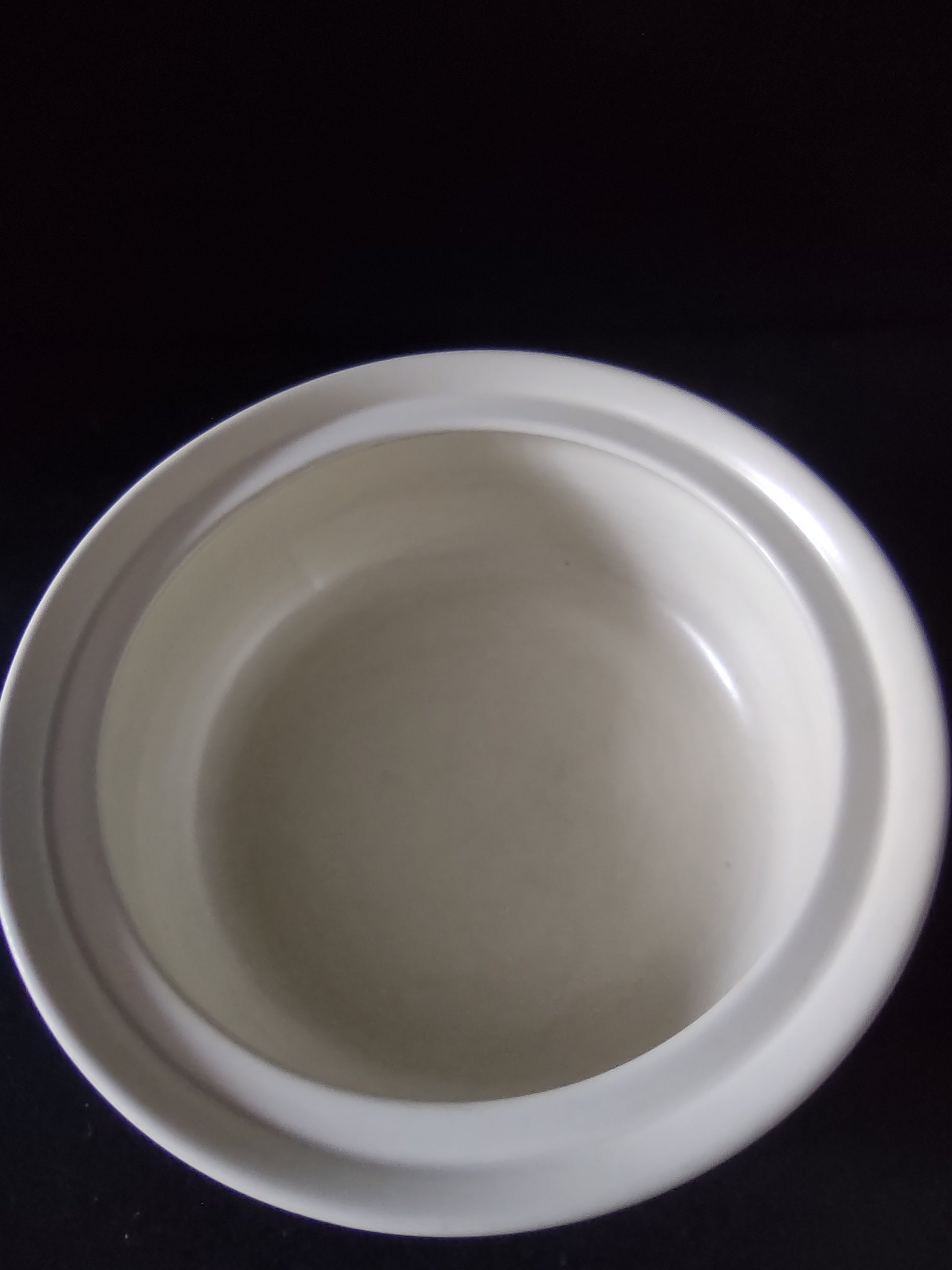 Vintage Pfaltzgraff Tea Rose Covered Casserole Bowl Pink Blue Floral Cream USA [6393]