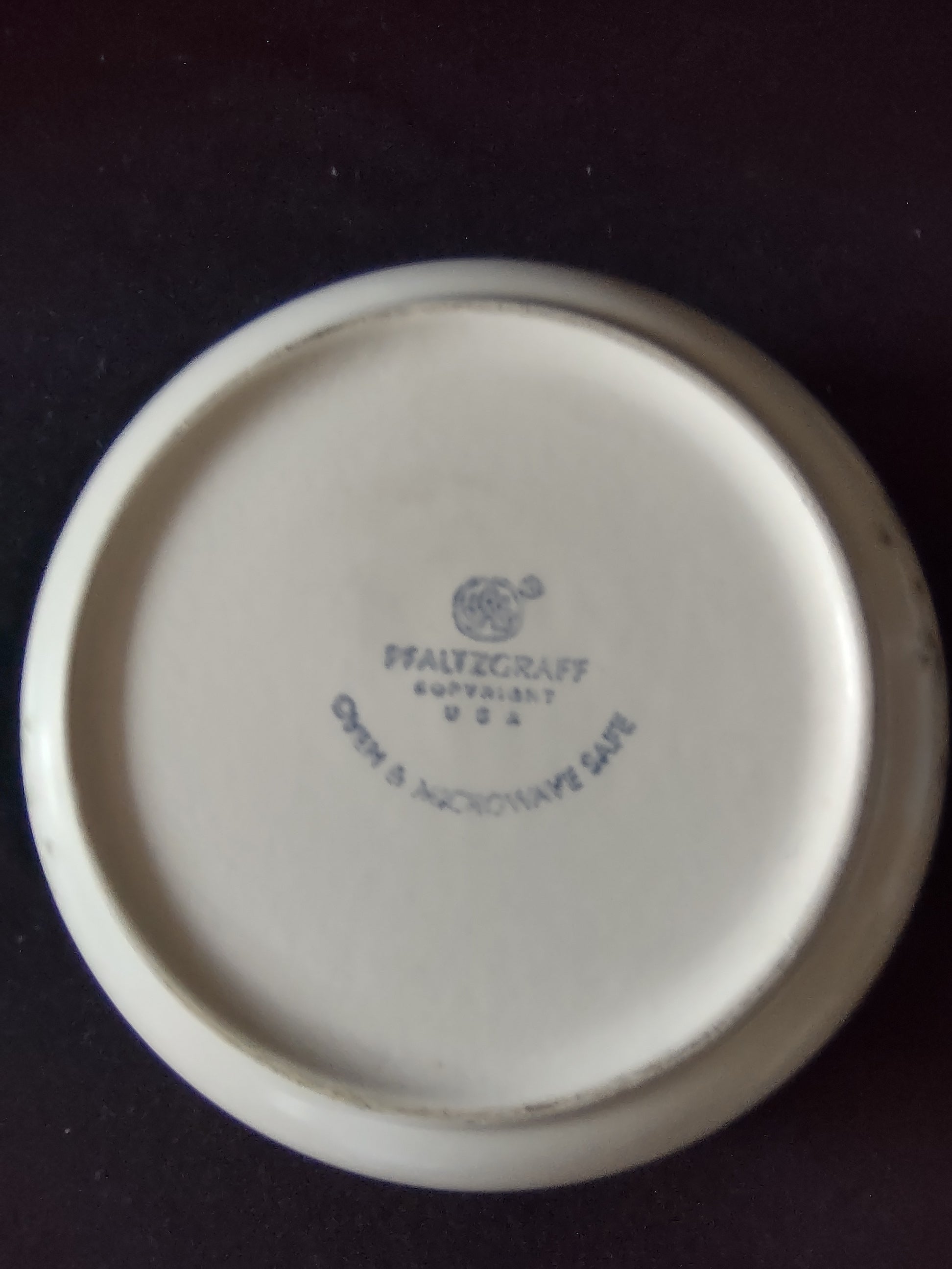 Vintage Pfaltzgraff Tea Rose Covered Casserole Bowl Pink Blue Floral Cream USA [6393]