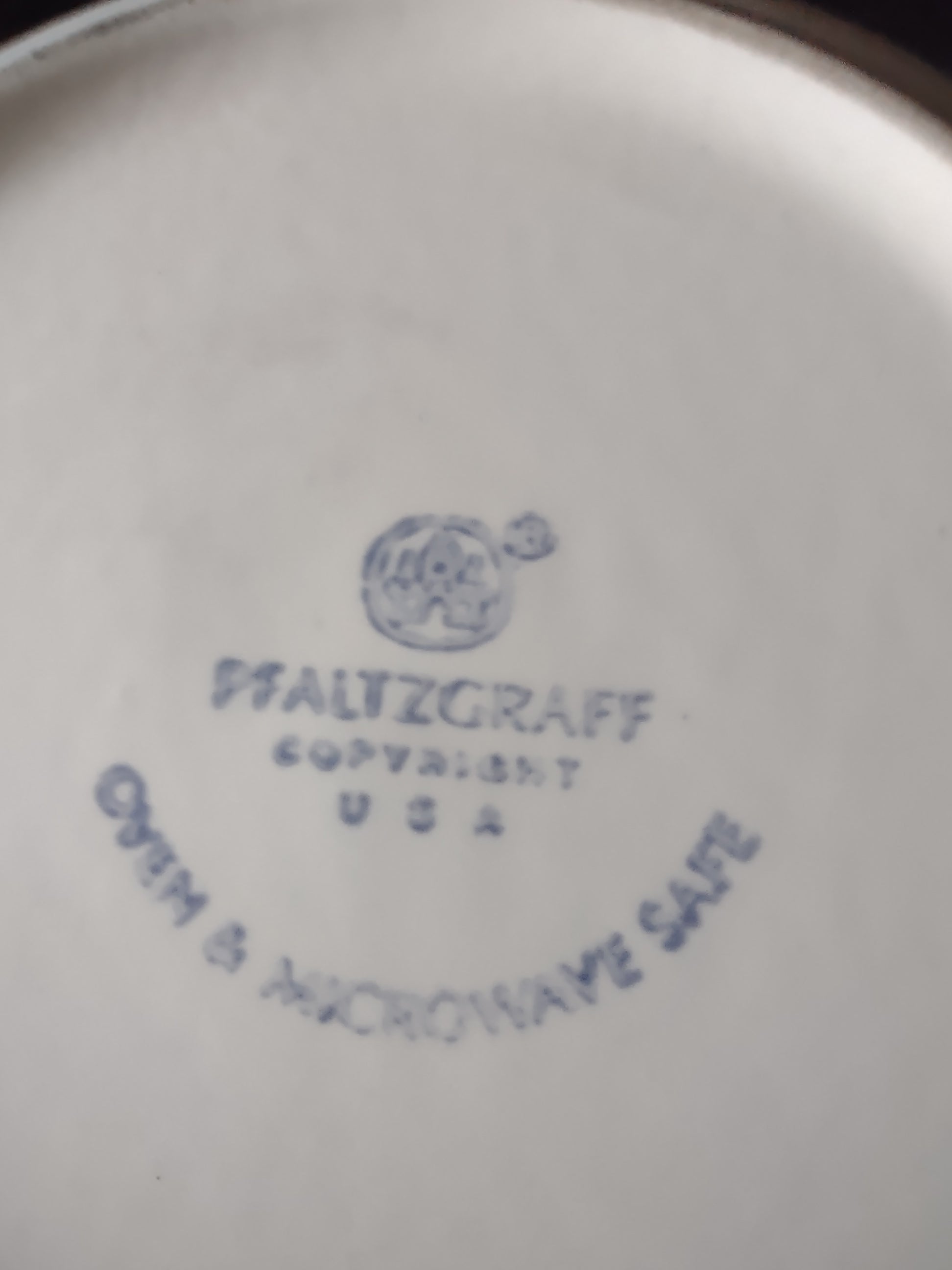 Vintage Pfaltzgraff Tea Rose Covered Casserole Bowl Pink Blue Floral Cream USA [6393]