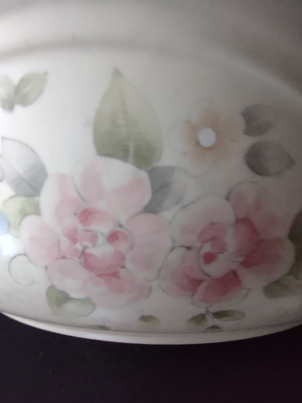 Vintage Pfaltzgraff Tea Rose Covered Casserole Bowl Pink Blue Floral Cream USA [6393]