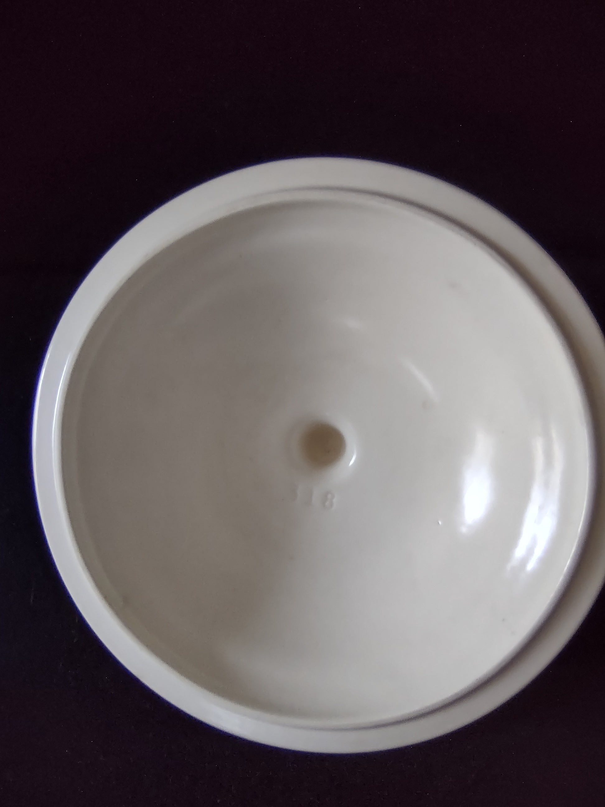 Vintage Pfaltzgraff Tea Rose Covered Casserole Bowl Pink Blue Floral Cream USA [6393]