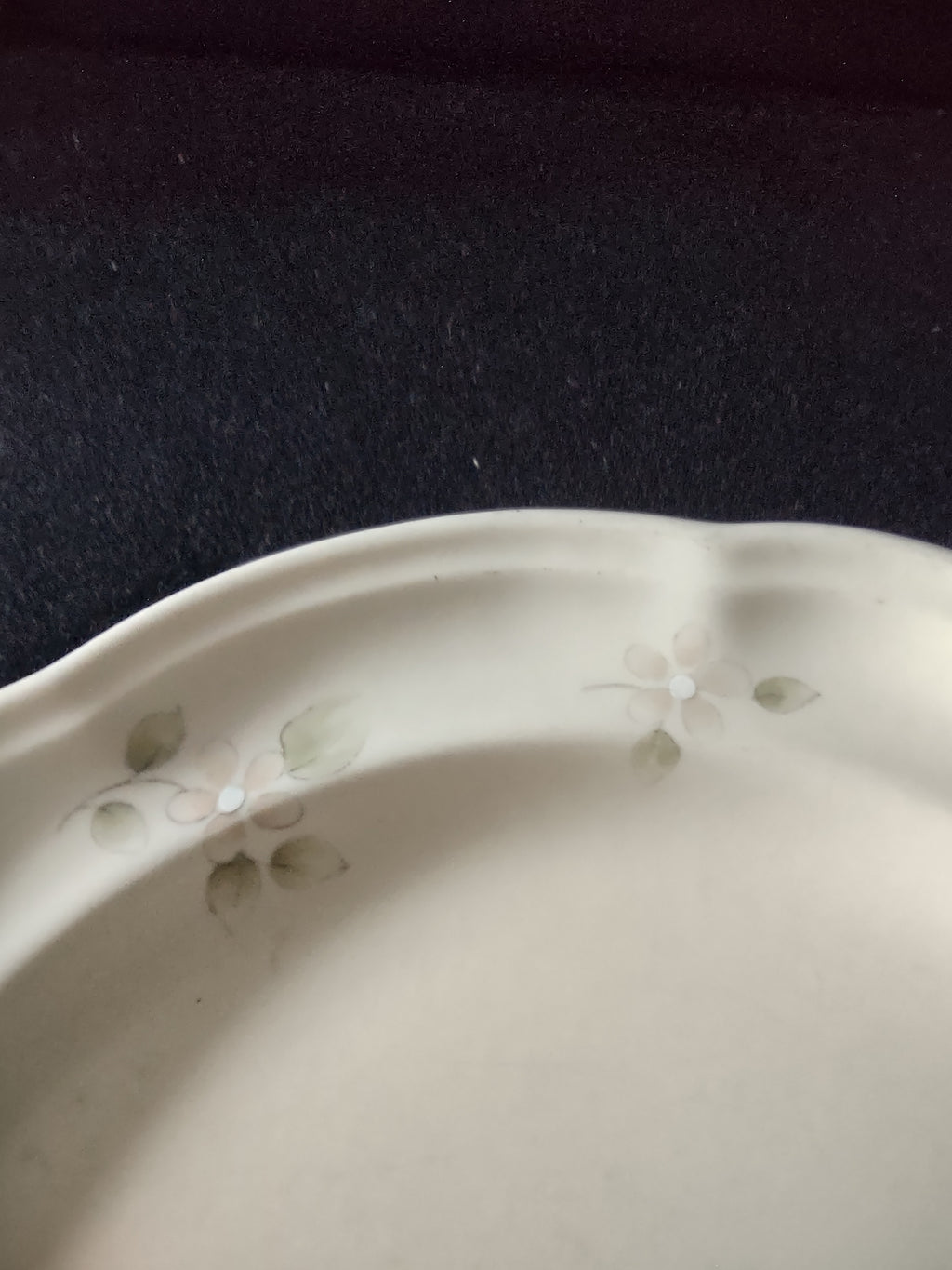 Vintage Pfaltzgraff Tea Rose Dinner Plates Set of 2 Pink Blue Floral Cream [6398]