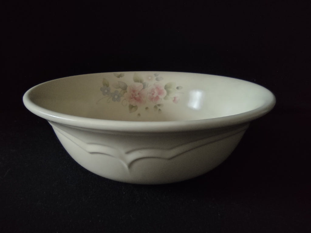 Vintage Pfaltzgraff Tea Rose Serving Bowl Pink & Blue Floral Cream [6399]
