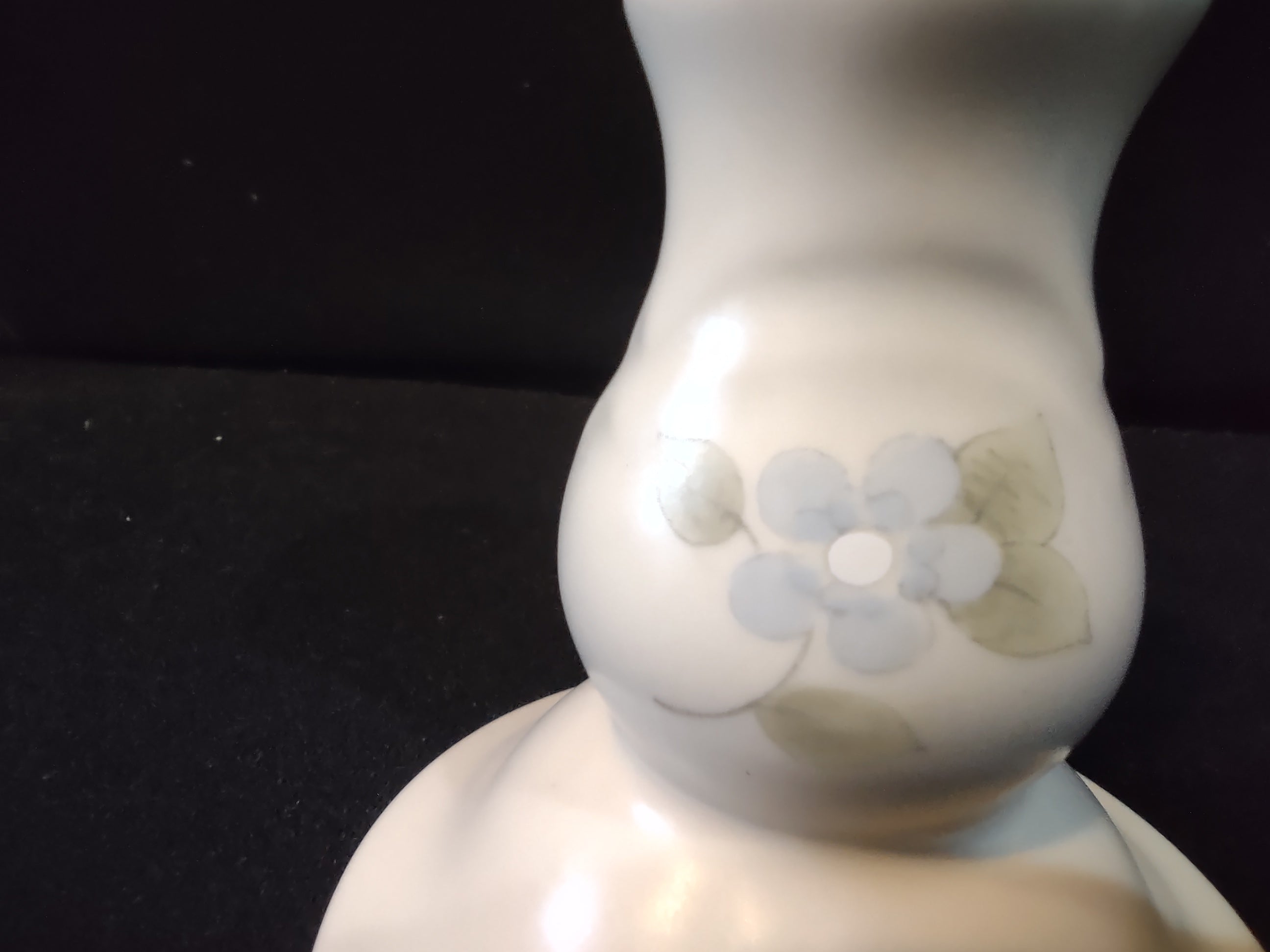 Vintage Pfaltzgraff Tea Rose Ceramic Candlestick Holders Pair Embossed Floral [6400]