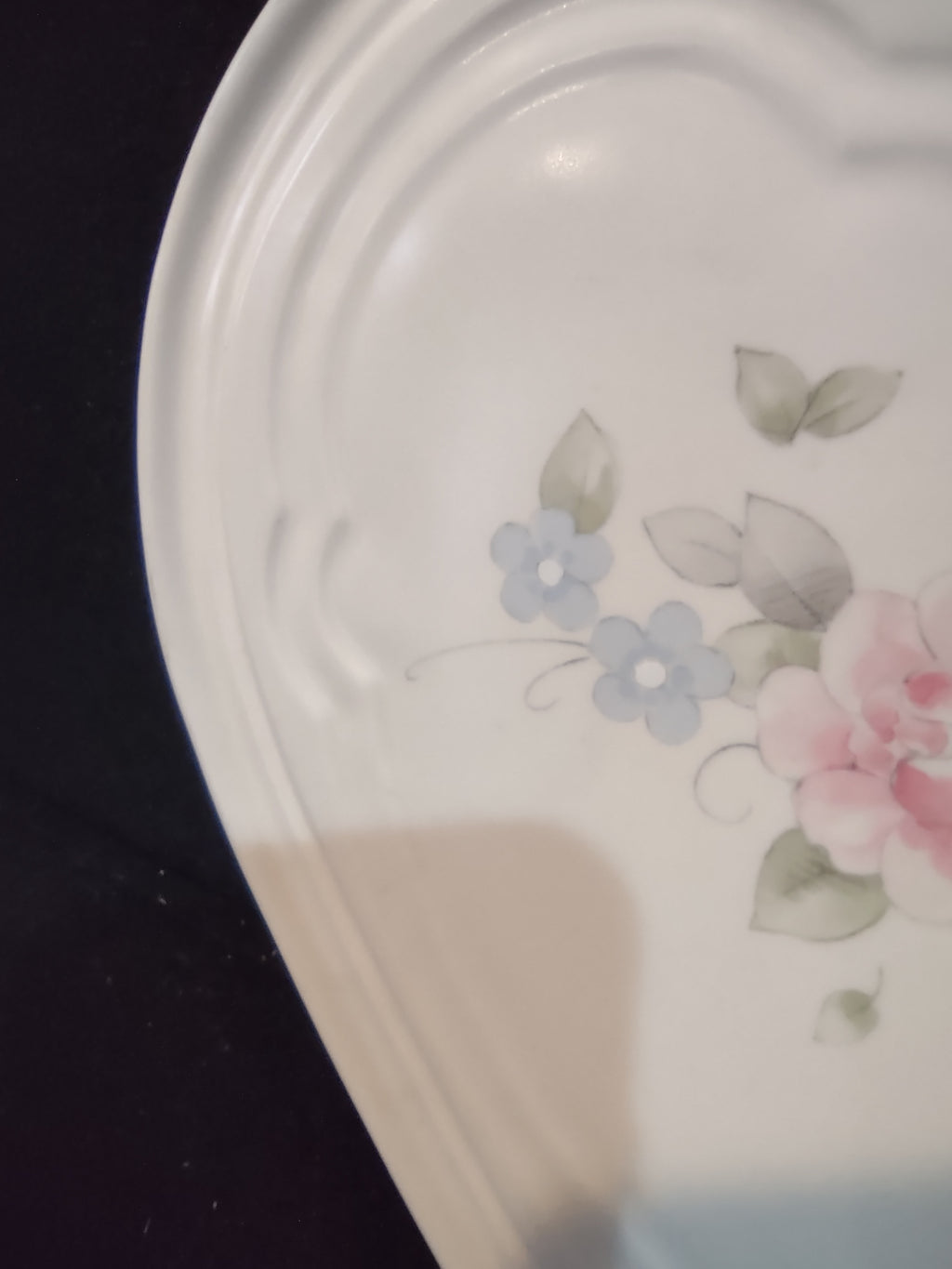 Vintage Pfaltzgraff Tea Rose Wall Hanging Trivet Hot Plate Pink Blue [6401]