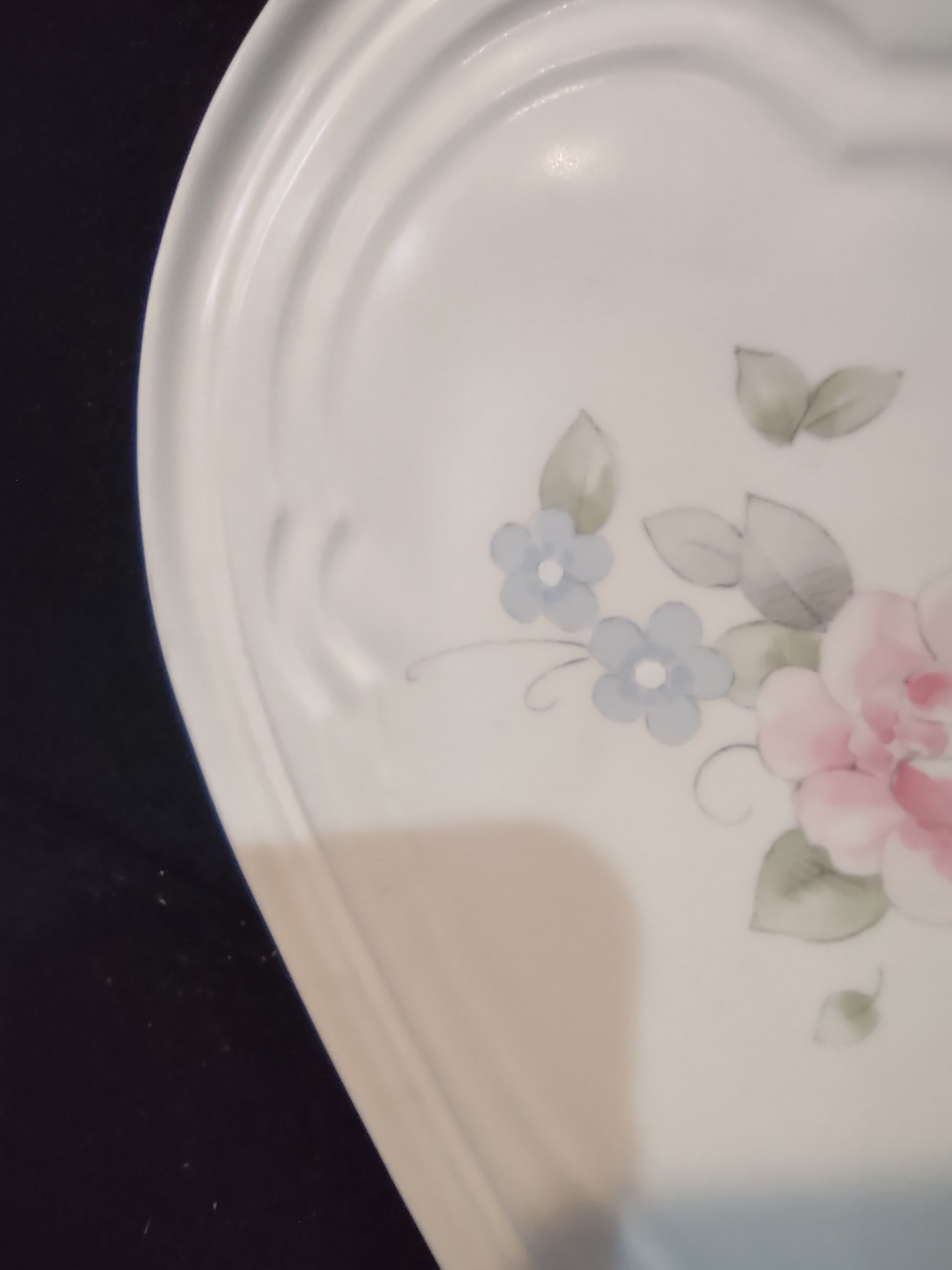 Vintage Pfaltzgraff Tea Rose Wall Hanging Trivet Hot Plate Pink Blue [6401]