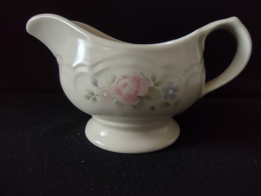 Vintage Pfaltzgraff Tea Rose Gravy Boat Sauce Boat Pink Floral USA [6402]