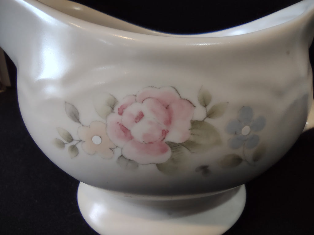 Vintage Pfaltzgraff Tea Rose Gravy Boat Pink Floral Gray Footed [6403]