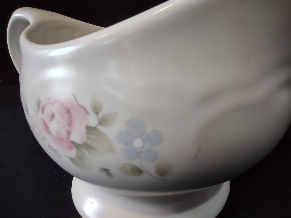 Vintage Pfaltzgraff Tea Rose Gravy Boat Pink Floral Gray Footed [6403]