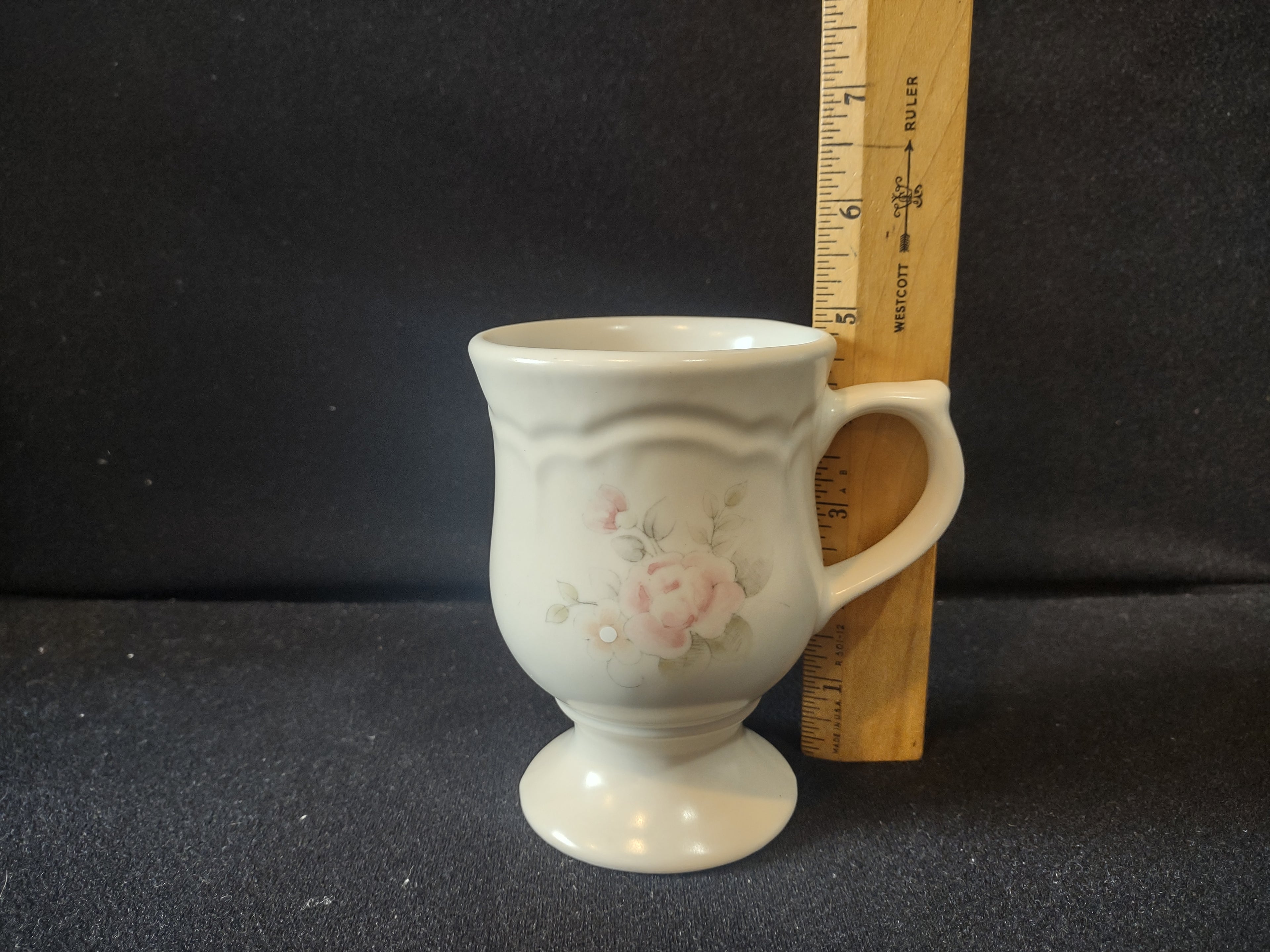 Vintage Pfaltzgraff Tea Rose Footed Pedestal Mug Pink Roses Cream [6405]