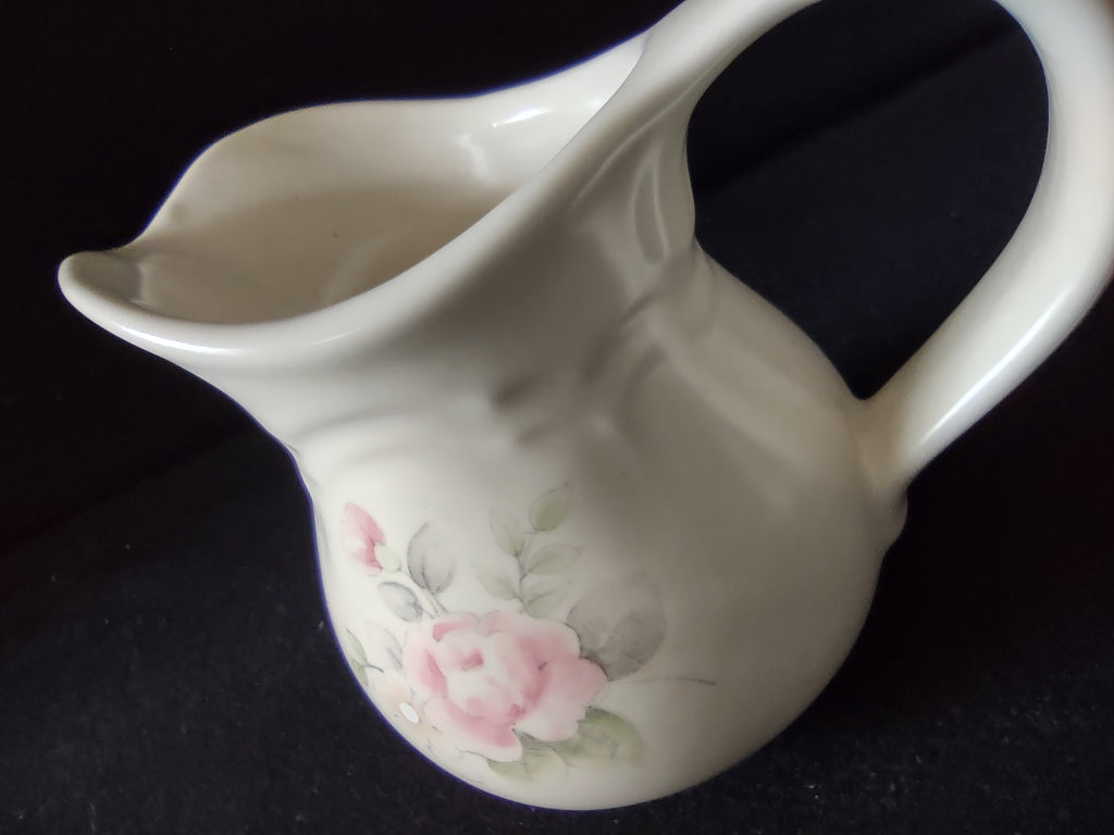 Vintage Pfaltzgraff Tea Rose Creamer Pitcher Pink Roses Cream Stoneware [6406]