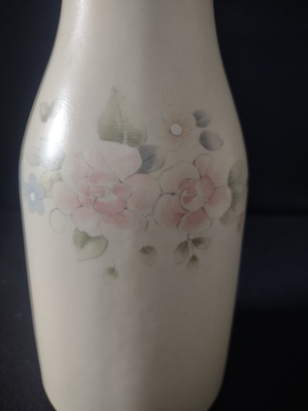 Vintage Pfaltzgraff Tea Rose Ceramic Milk Bottle Vase Pink Roses USA [6407]