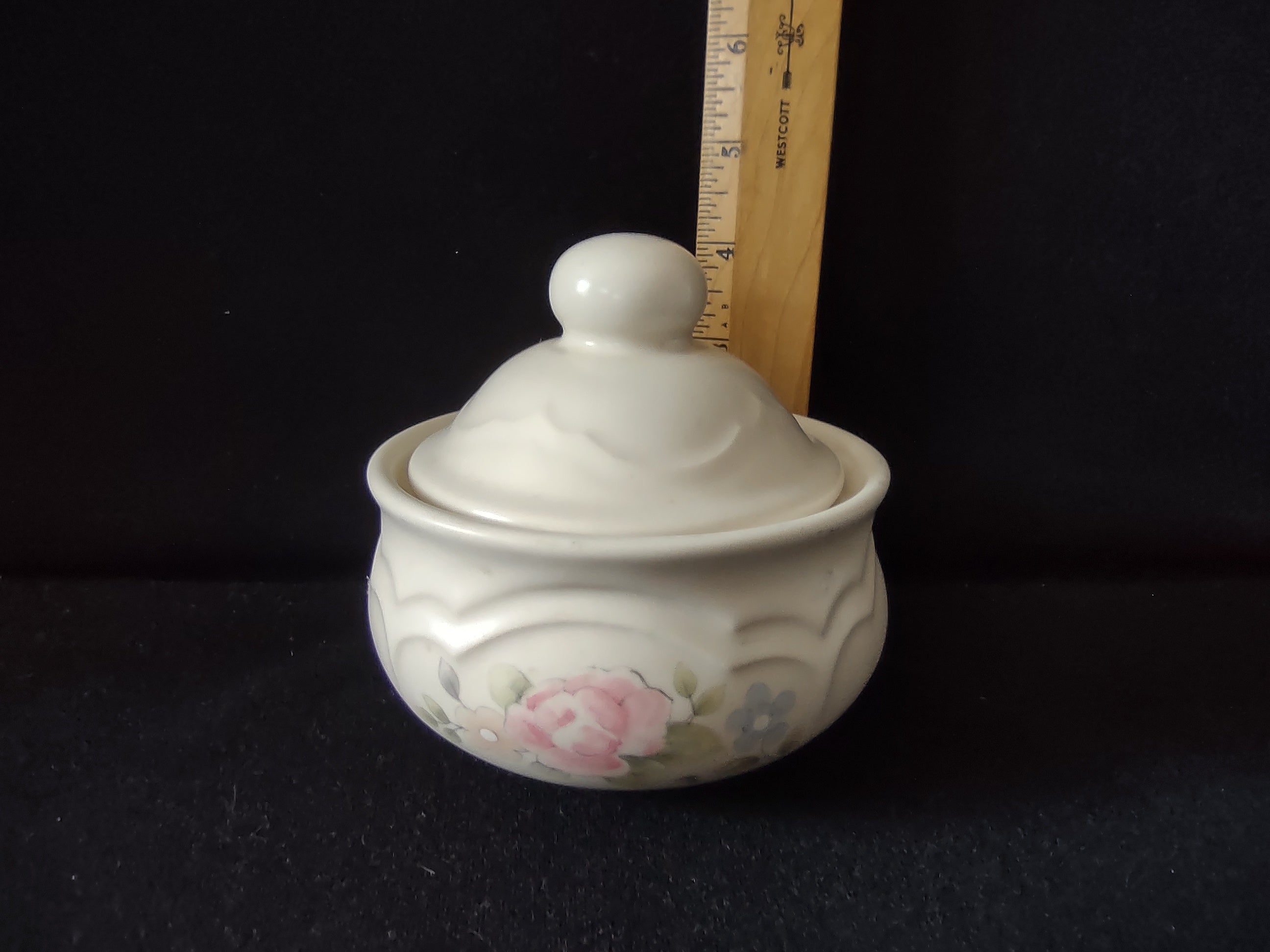 Vintage Pfaltzgraff Tea Rose Lidded Sugar Bowl Canister [6408]