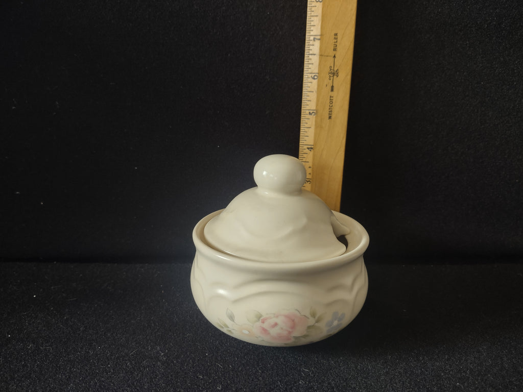 Vintage Pfaltzgraff Tea Rose Lidded Sugar Bowl Pink Floral [6409]