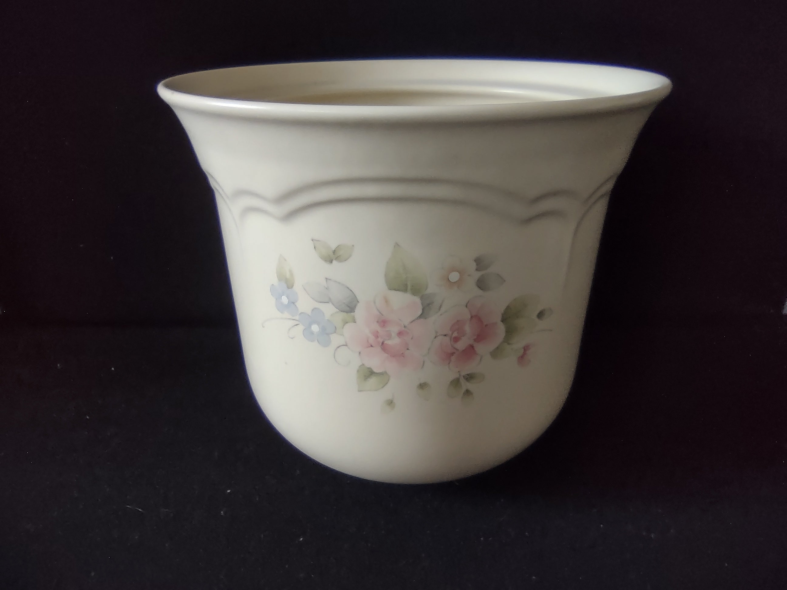 Vintage Pfaltzgraff Tea Rose Canister Pink Blue Floral Stoneware USA [6410]