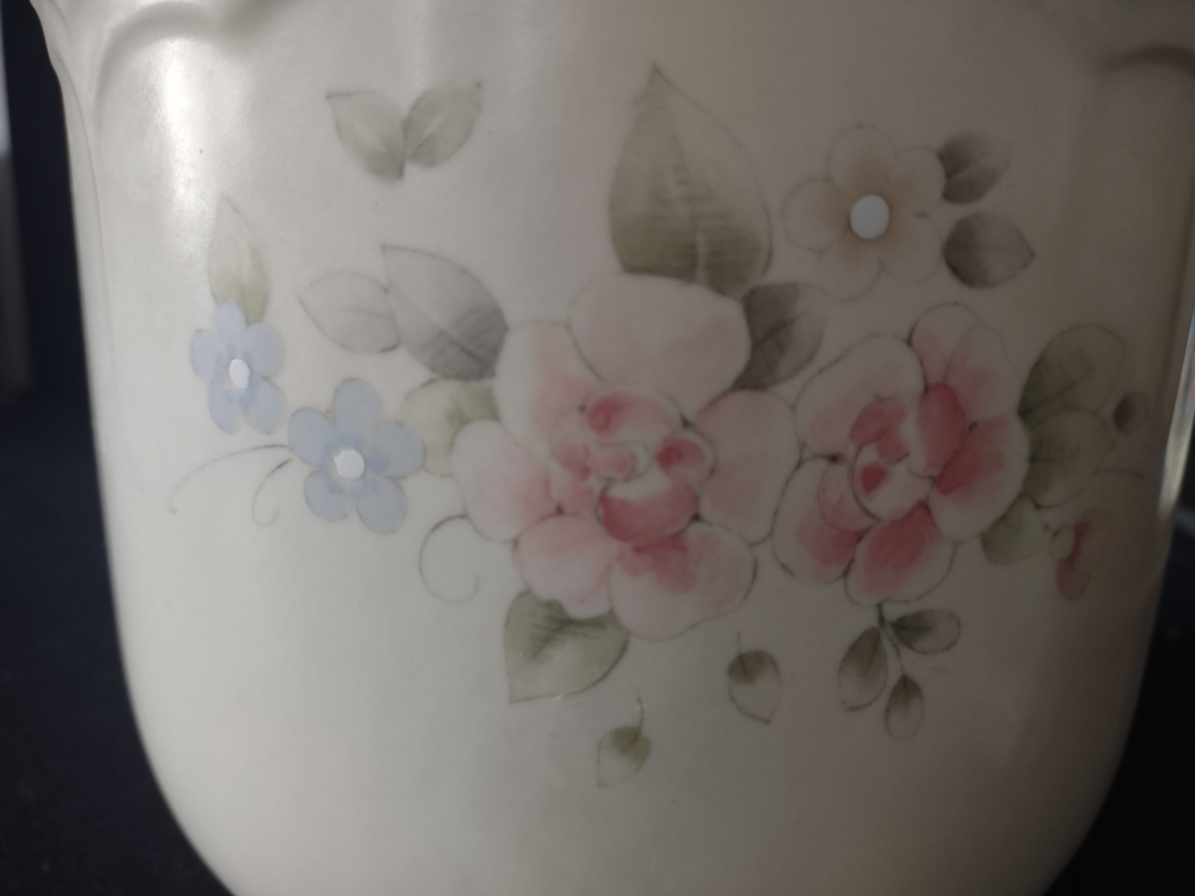 Vintage Pfaltzgraff Tea Rose Canister 2 Qt Lidded Jar Pink Floral USA [6411]