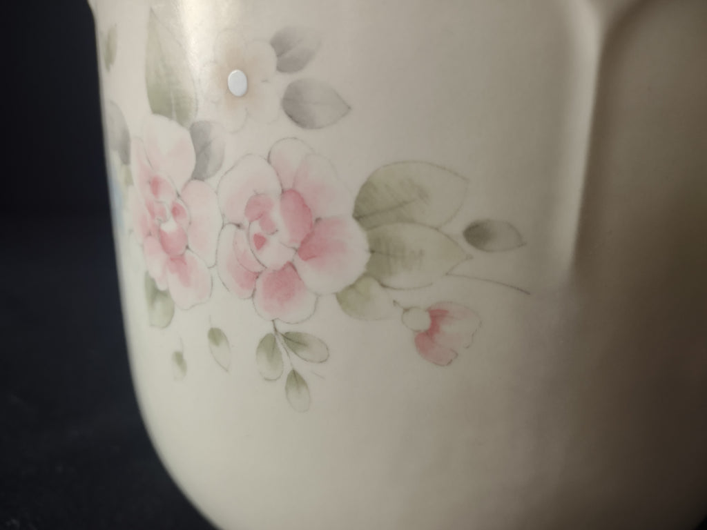 Vintage Pfaltzgraff Tea Rose Canister 2 Qt Lidded Jar Pink Floral USA [6411]