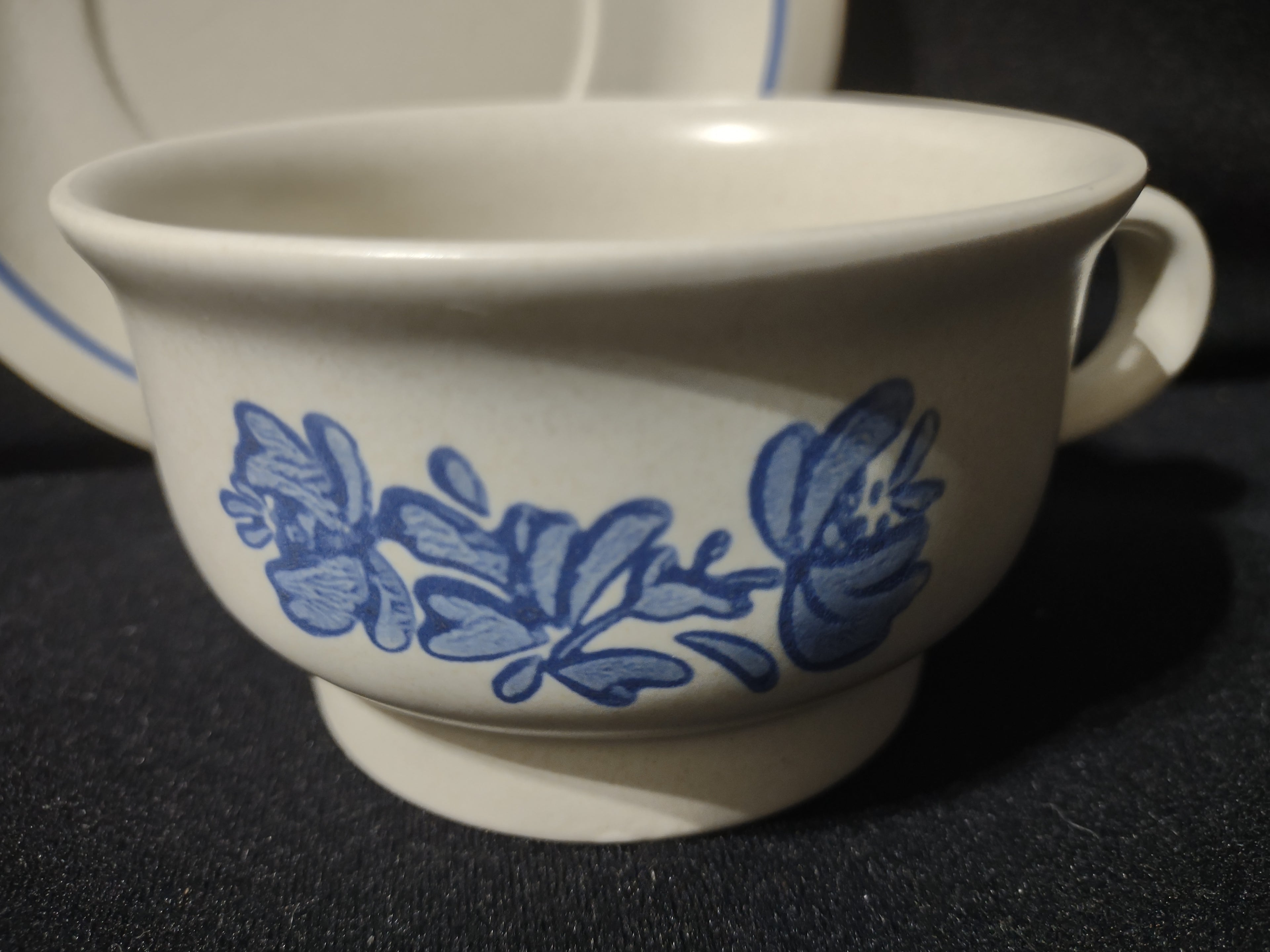 Vintage Pfaltzgraff Yorktowne Blue Floral Cup & Saucer Set of 2 [6413]