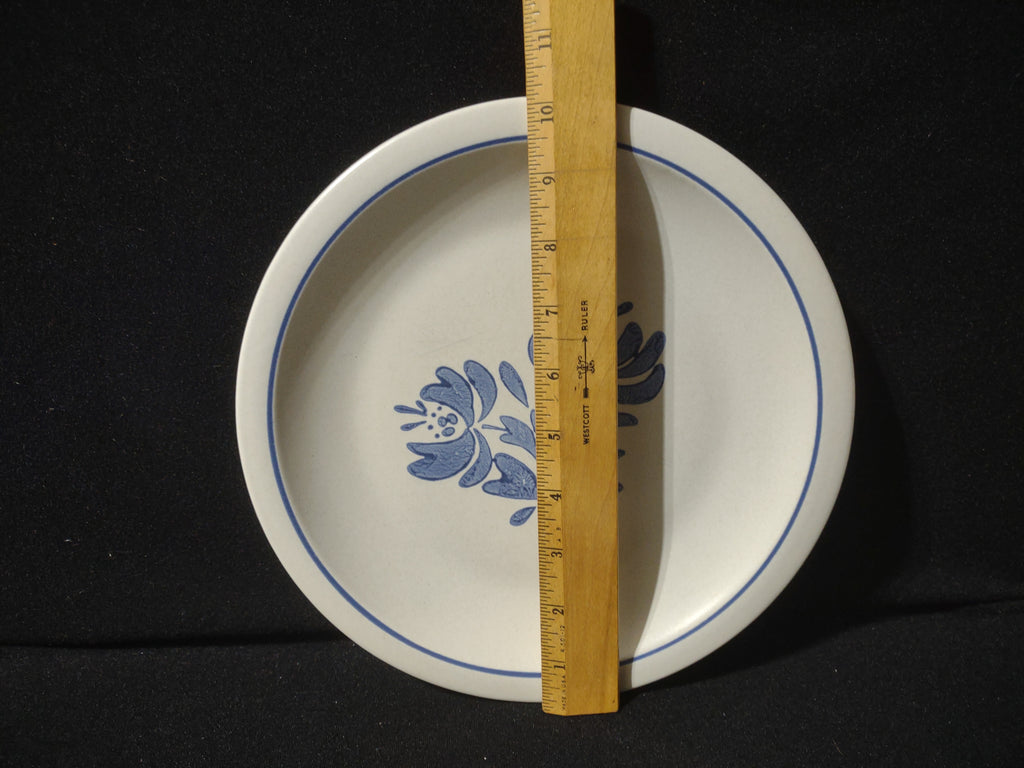 Vintage Pfaltzgraff Yorktowne Blue Floral Dinner Plates Set of 2 [6414]