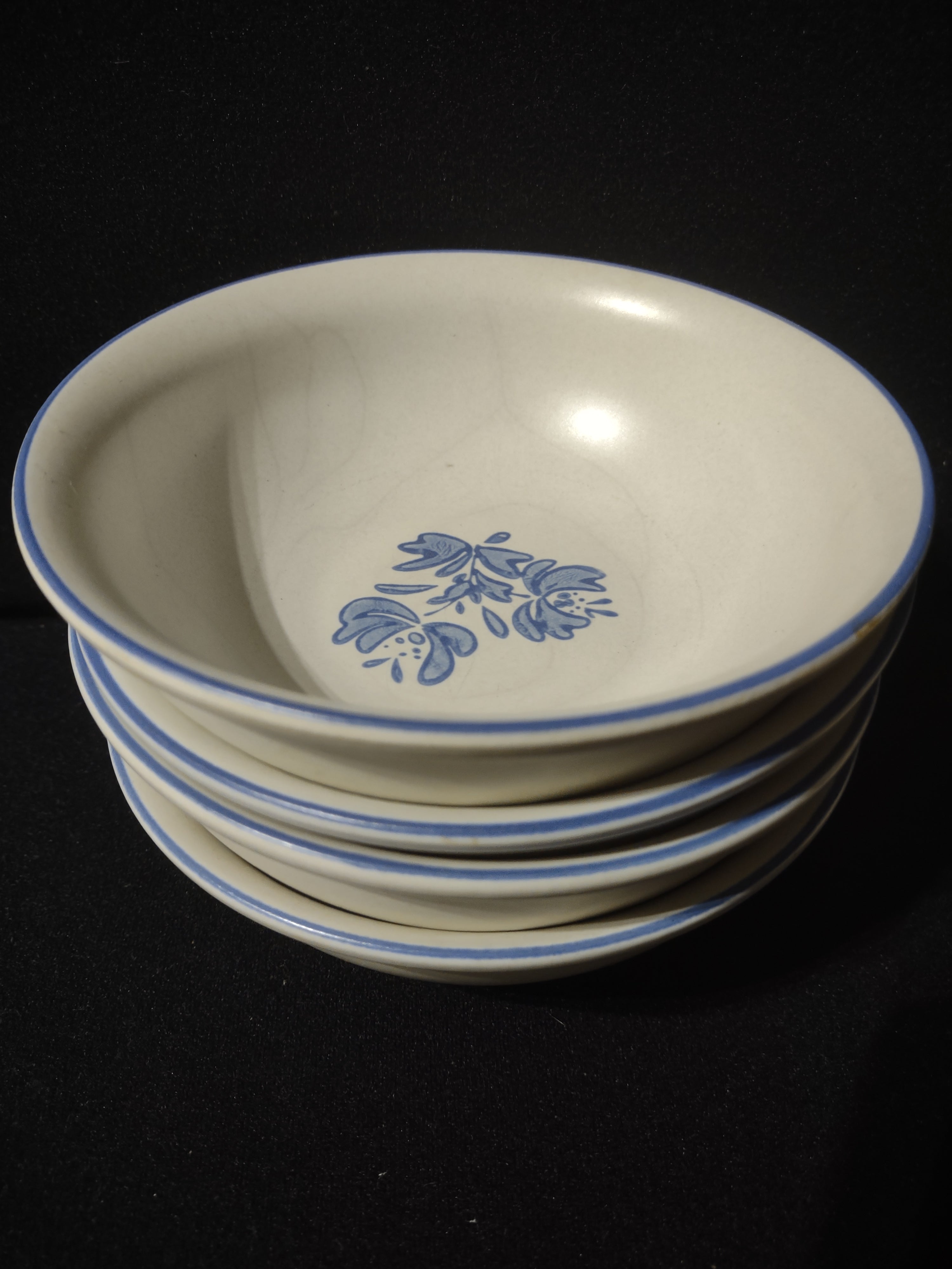 Vintage Pfaltzgraff Yorktowne Blue Floral Cereal Bowls Set of 4 [6418]