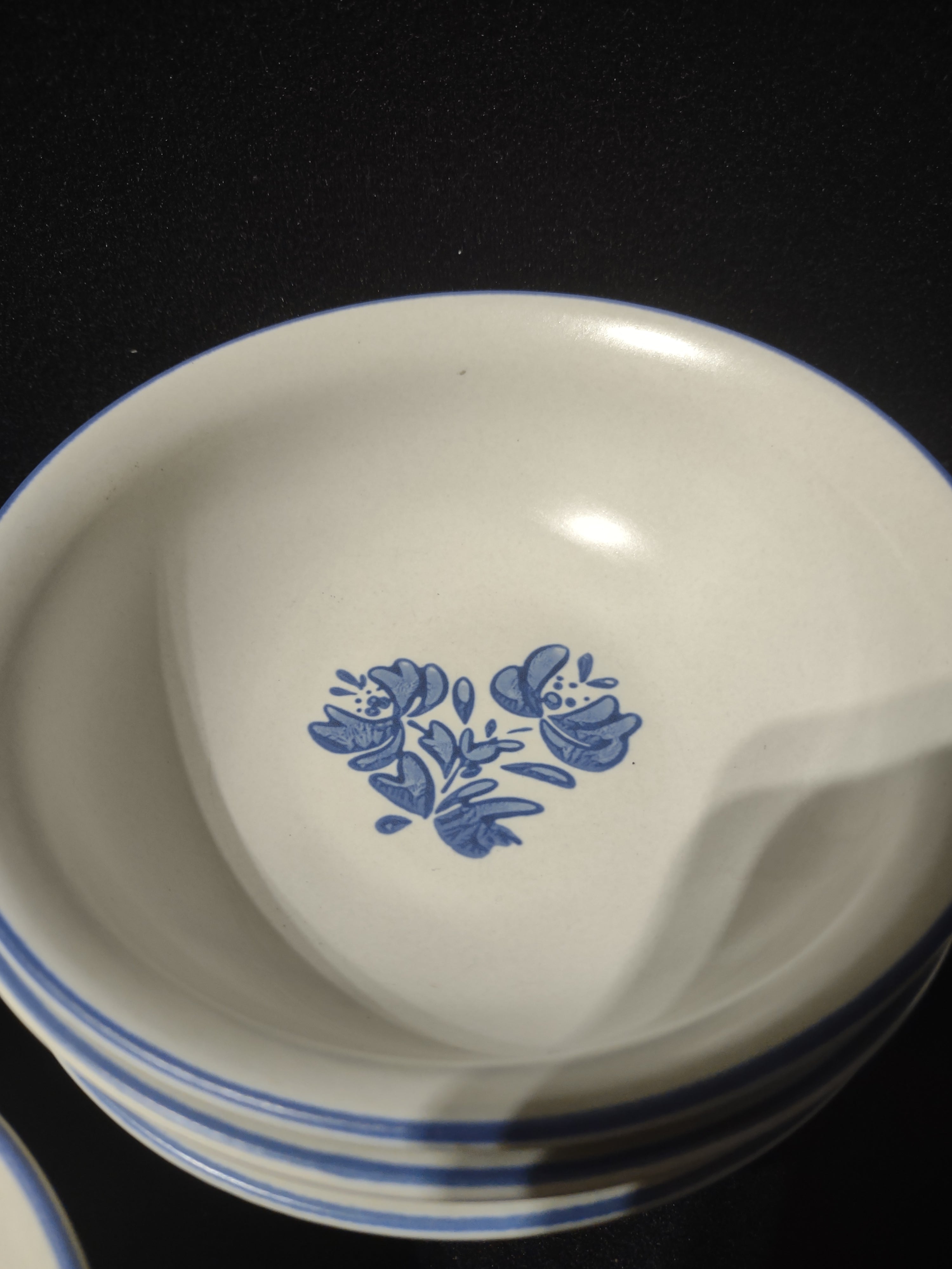 Vintage Pfaltzgraff Yorktowne Blue Floral Cereal Bowls Set of 4 [6418]