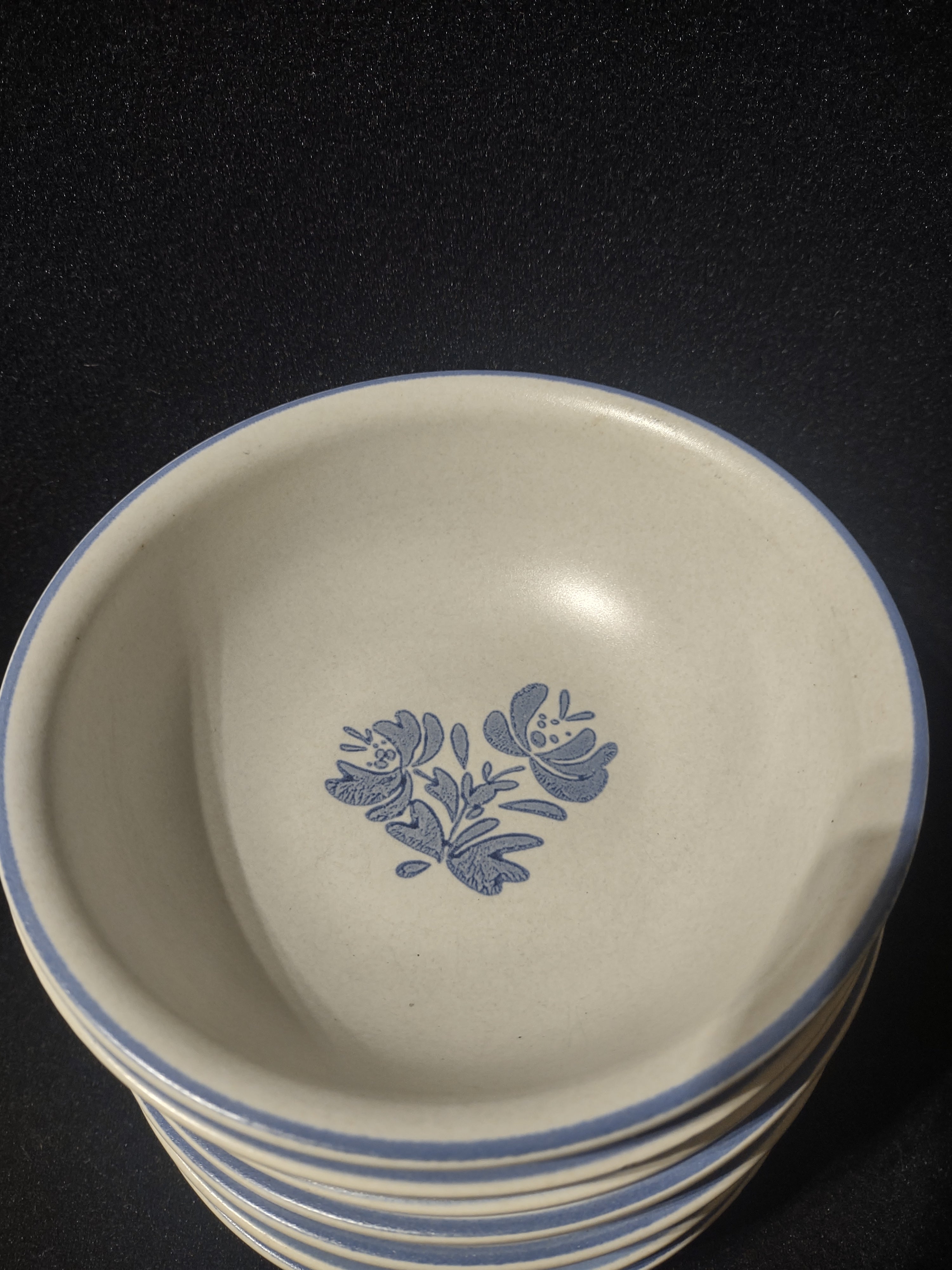 Vintage Pfaltzgraff Yorktowne Blue TulipFloral Cereal Soup Bowls Set of 7 [6420]