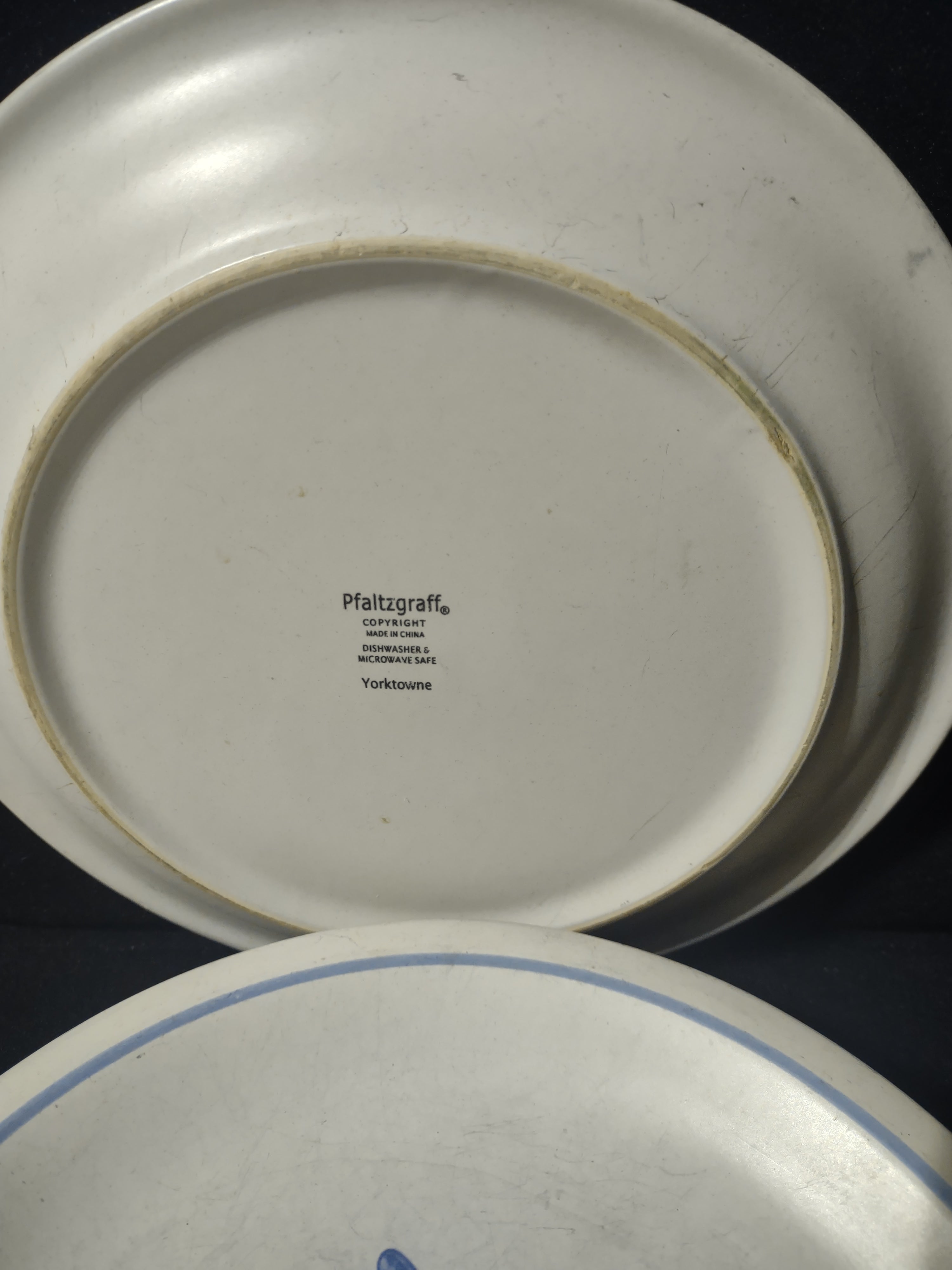 Vintage Pfaltzgraff Yorktowne Blue Floral Dinner Plates 10 Inch Set of 4 [6421]
