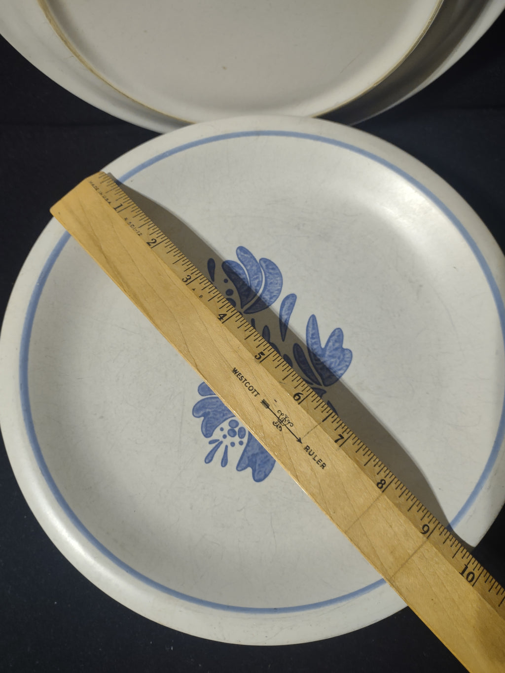 Vintage Pfaltzgraff Yorktowne Blue Floral Dinner Plates 10 Inch Set of 4 [6421]