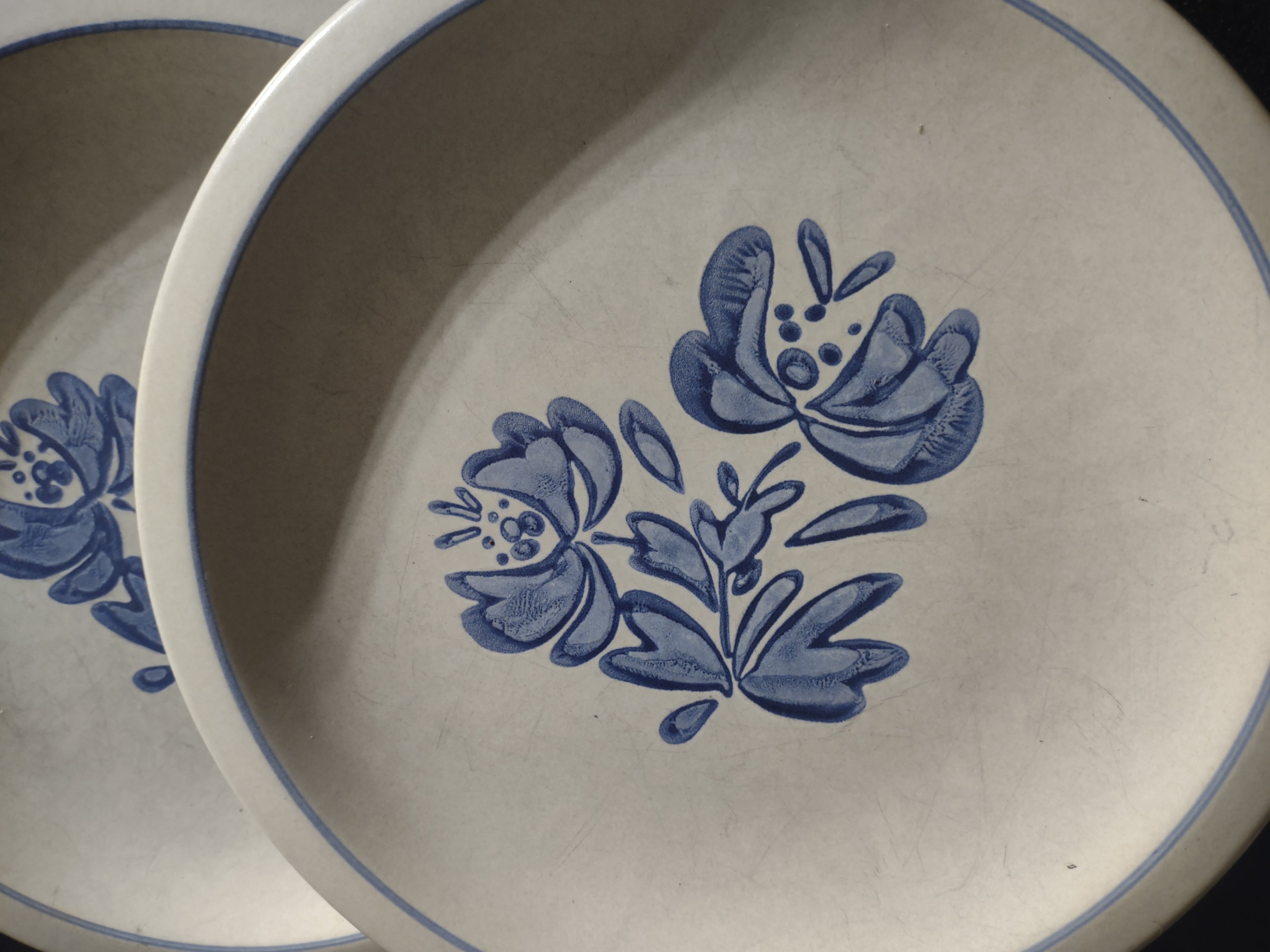 Vintage Pfaltzgraff Yorktowne Blue Floral Dinner Plates Set of 3 [6424]