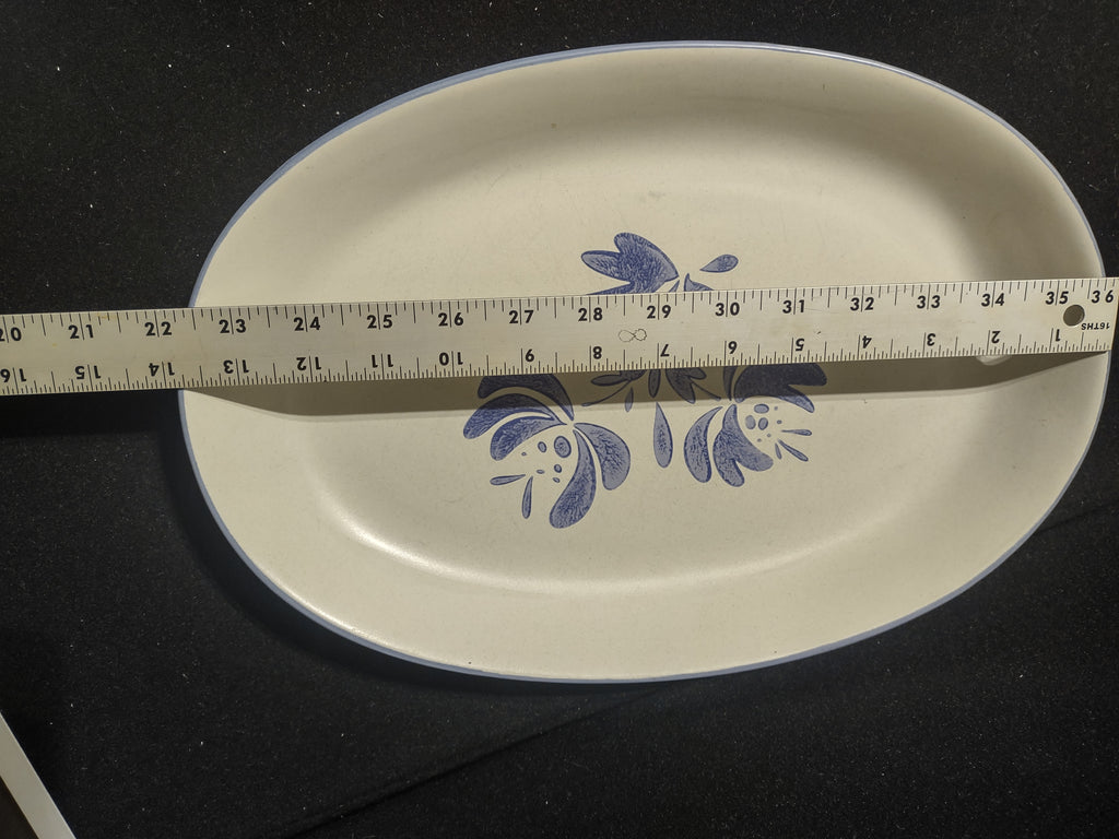 Vintage Pfaltzgraff Yorktowne Blue Floral Oval Serving Platter 14in [6425]