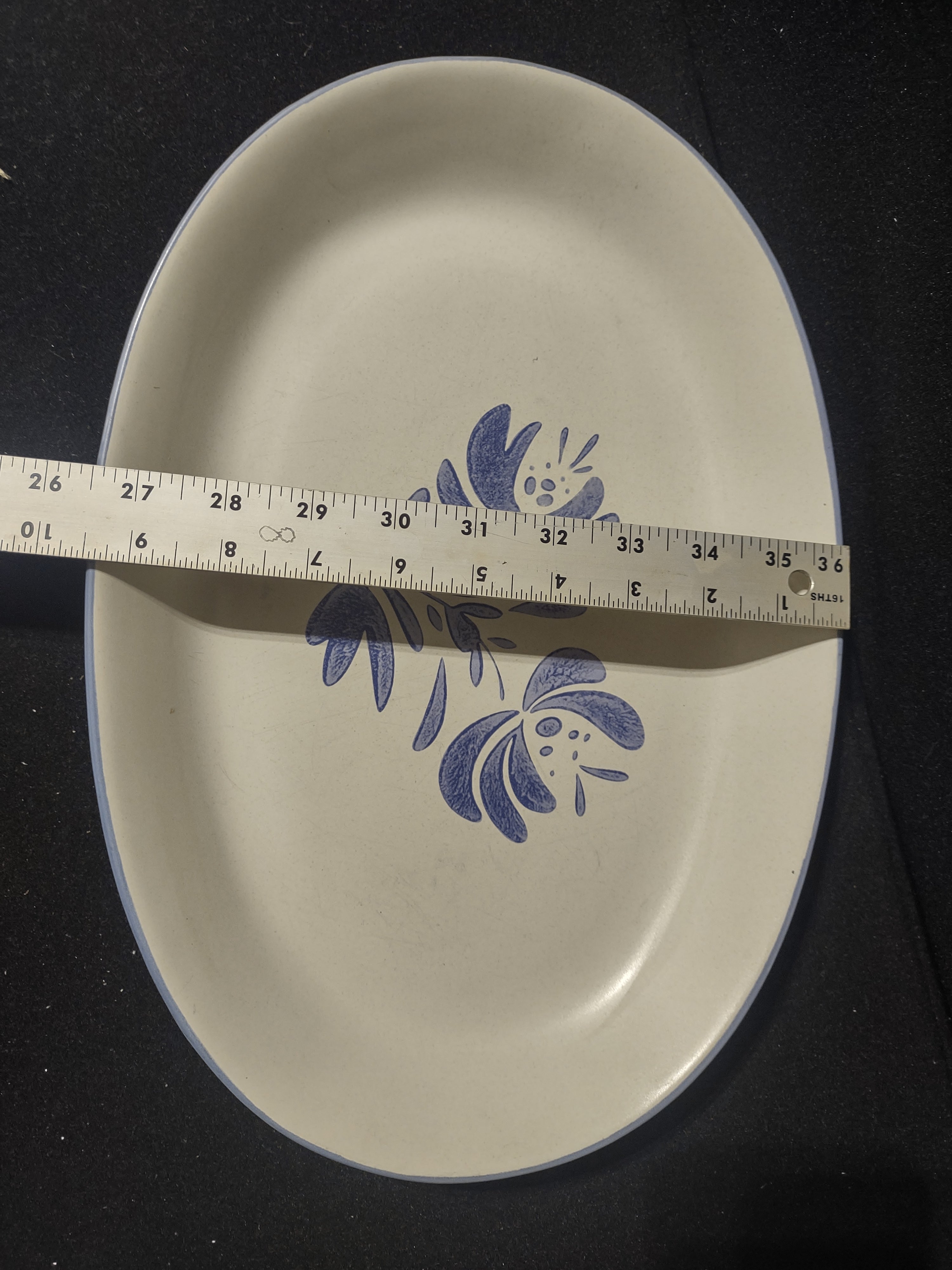Vintage Pfaltzgraff Yorktowne Blue Floral Oval Serving Platter 14in [6425]