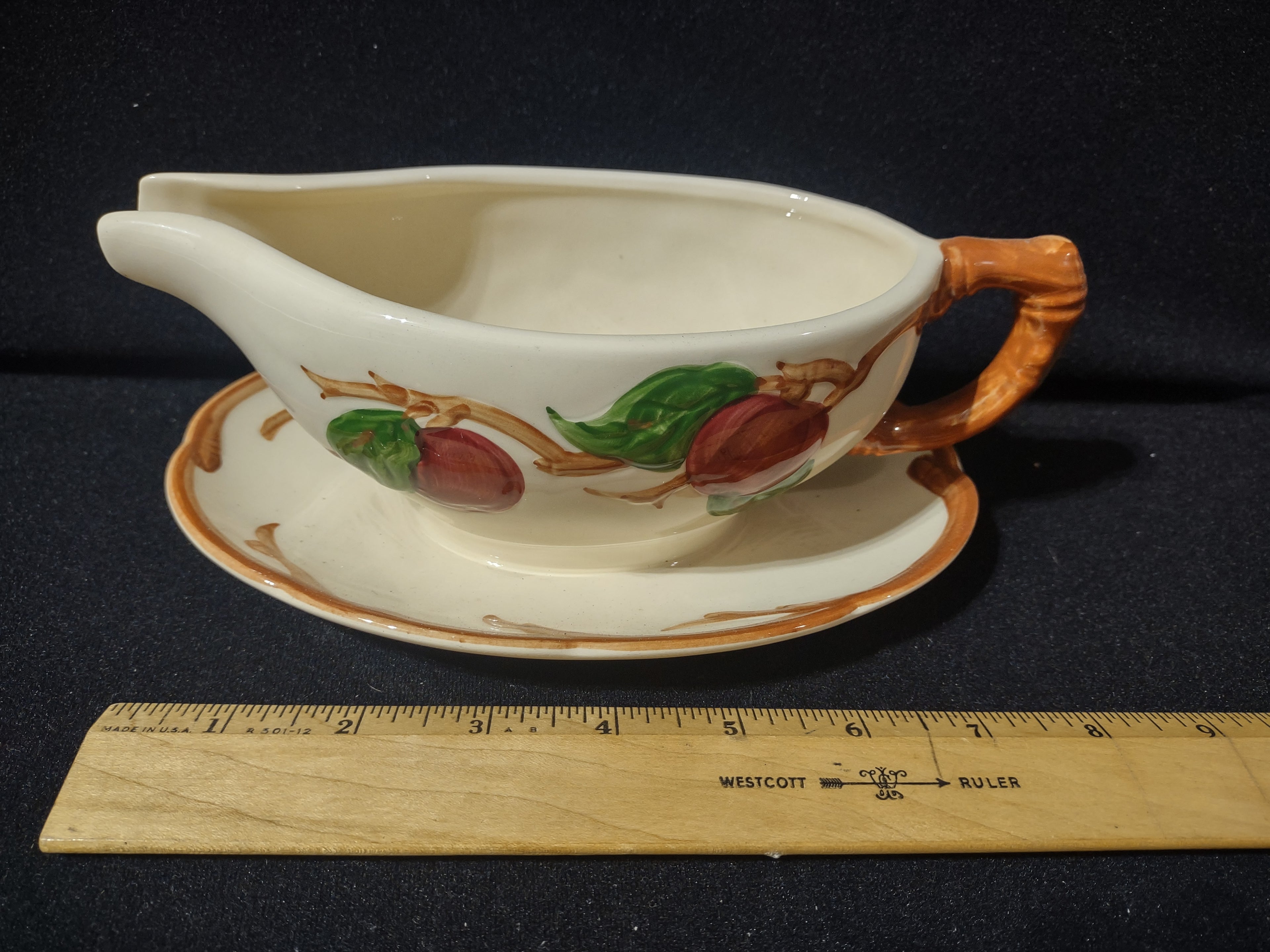 Vintage Franciscan Apple Gravy Boat Attached Underplate USA [6427]