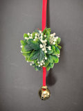 Vintage Plastic Mistletoe Kissing Ball Gold Jingle Bell Red Ribbon Hanger [4851]