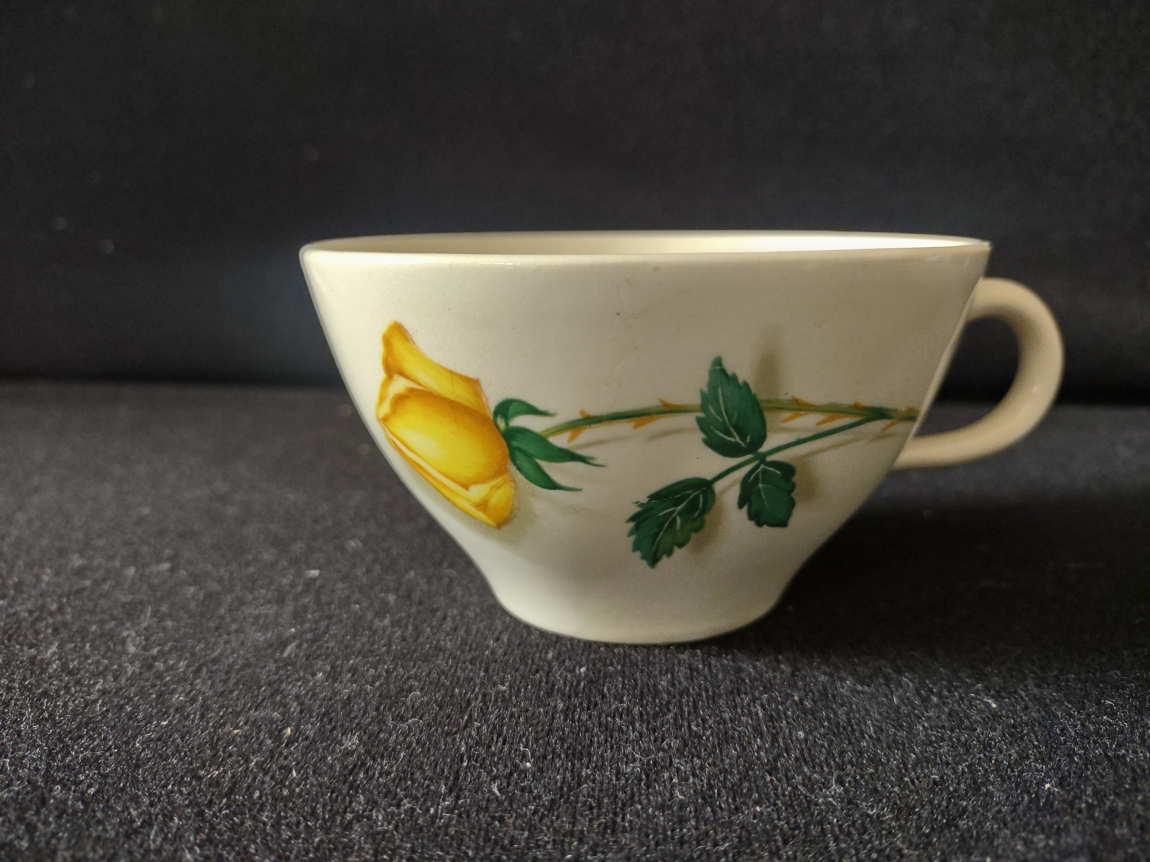 Vintage Yellow Rose Tea Cup Pair Yellow & Green [6442]