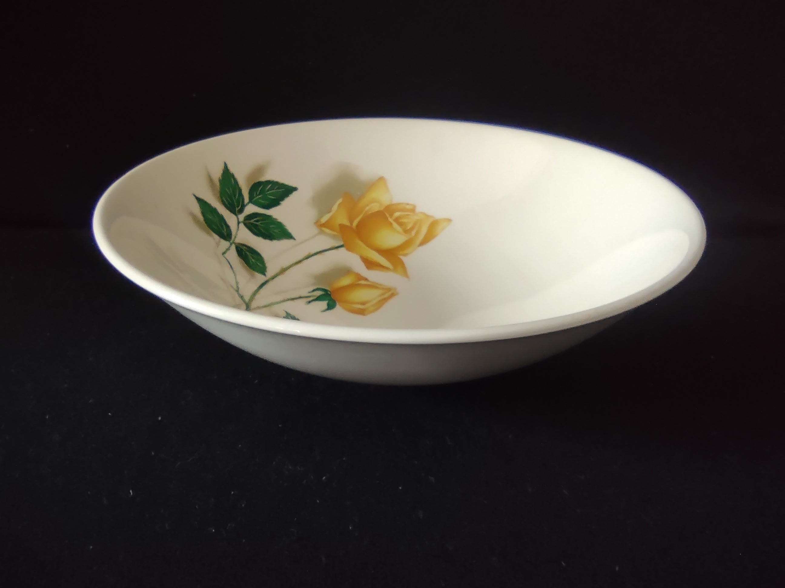 Vintage Canonsburg Pottery Yellow Rose Serving Bowl 9 Inch [6453]